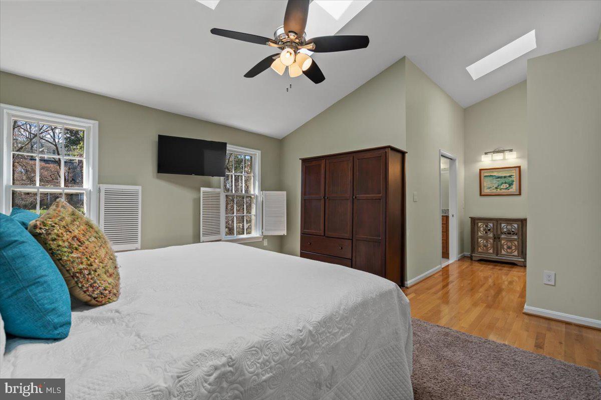 BELLE HAVEN ON THE GREEN - Residential