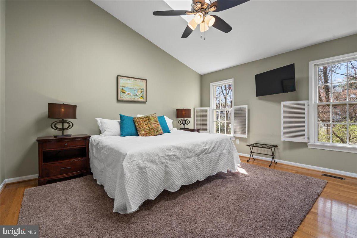 BELLE HAVEN ON THE GREEN - Residential