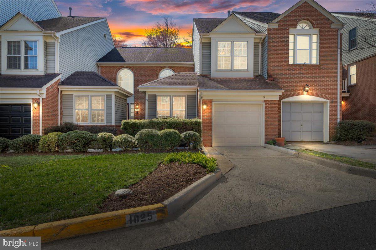 BELLE HAVEN ON THE GREEN - Residential