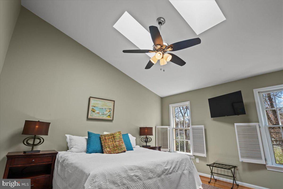 BELLE HAVEN ON THE GREEN - Residential