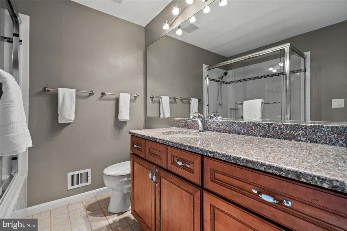 BELLE HAVEN ON THE GREEN - Residential