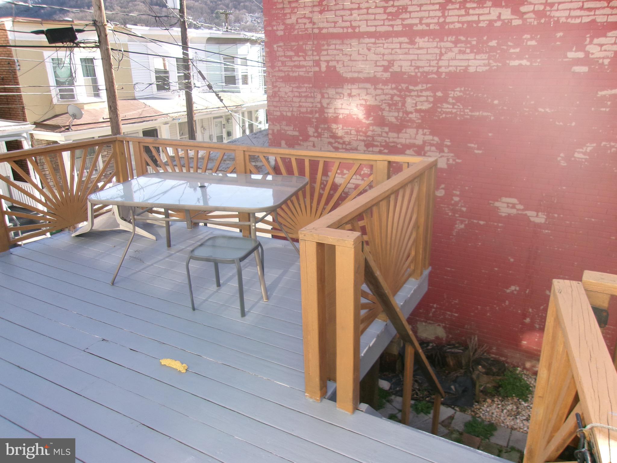 POTTSVILLE - Residential