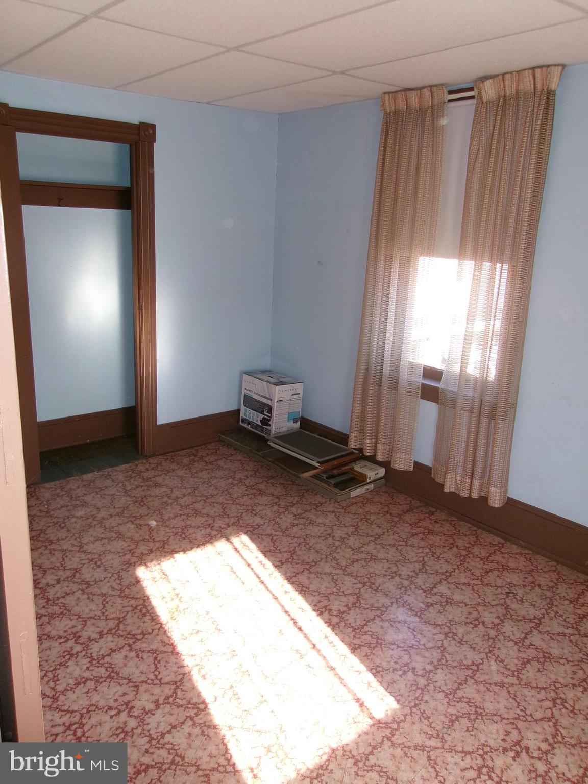 POTTSVILLE - Residential