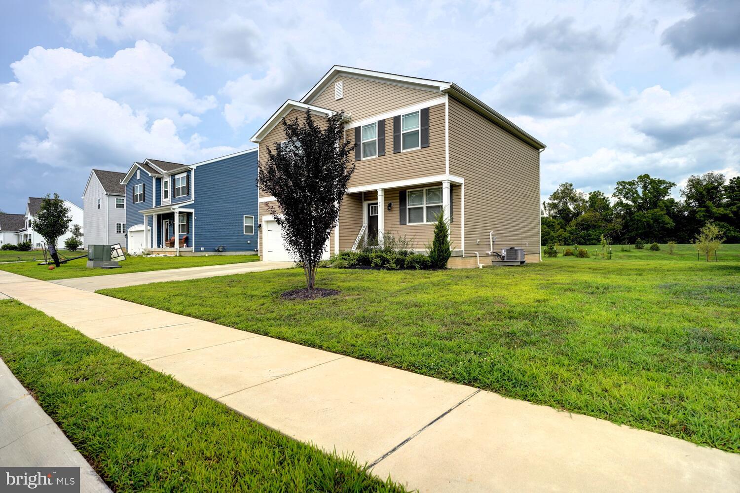 77 BUNCHBERRY COURT