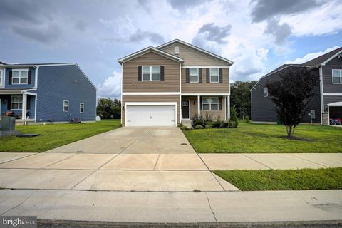 Photo of 77 Bunchberry Court, DOVER, DE 19904 (MLS # DEKT2039766)