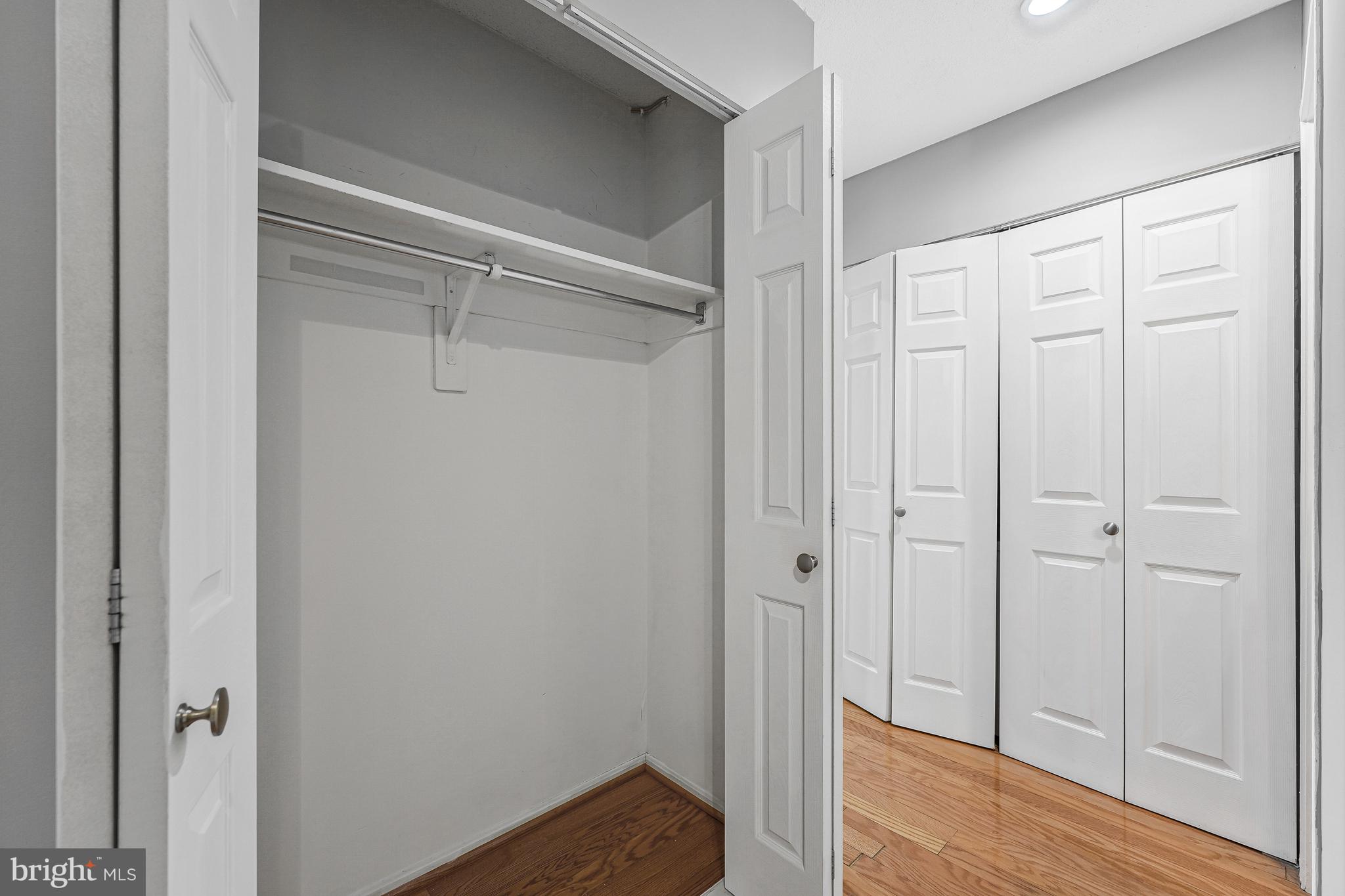 ROTONDA - Residential Lease