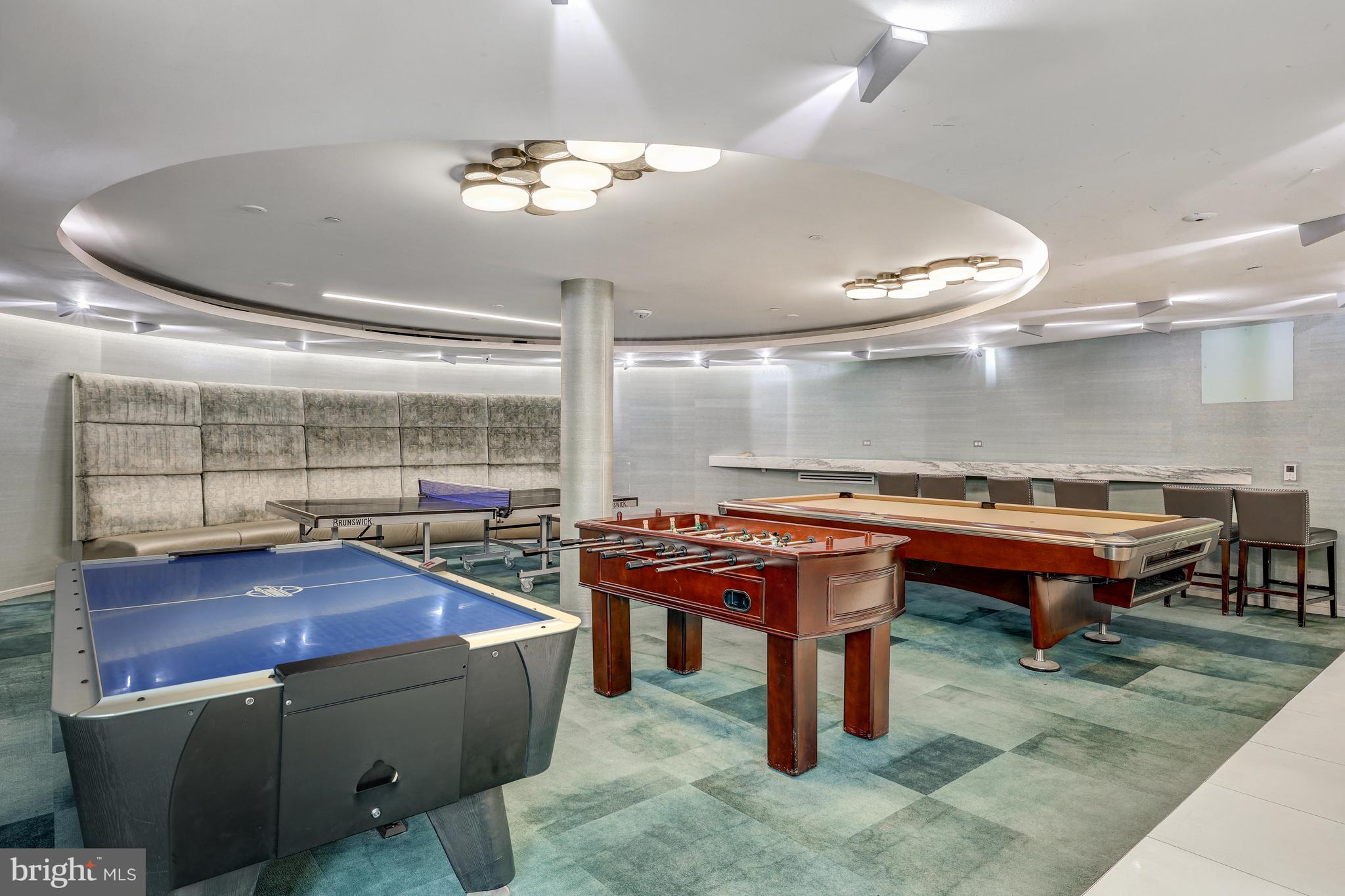 ROTONDA - Residential Lease