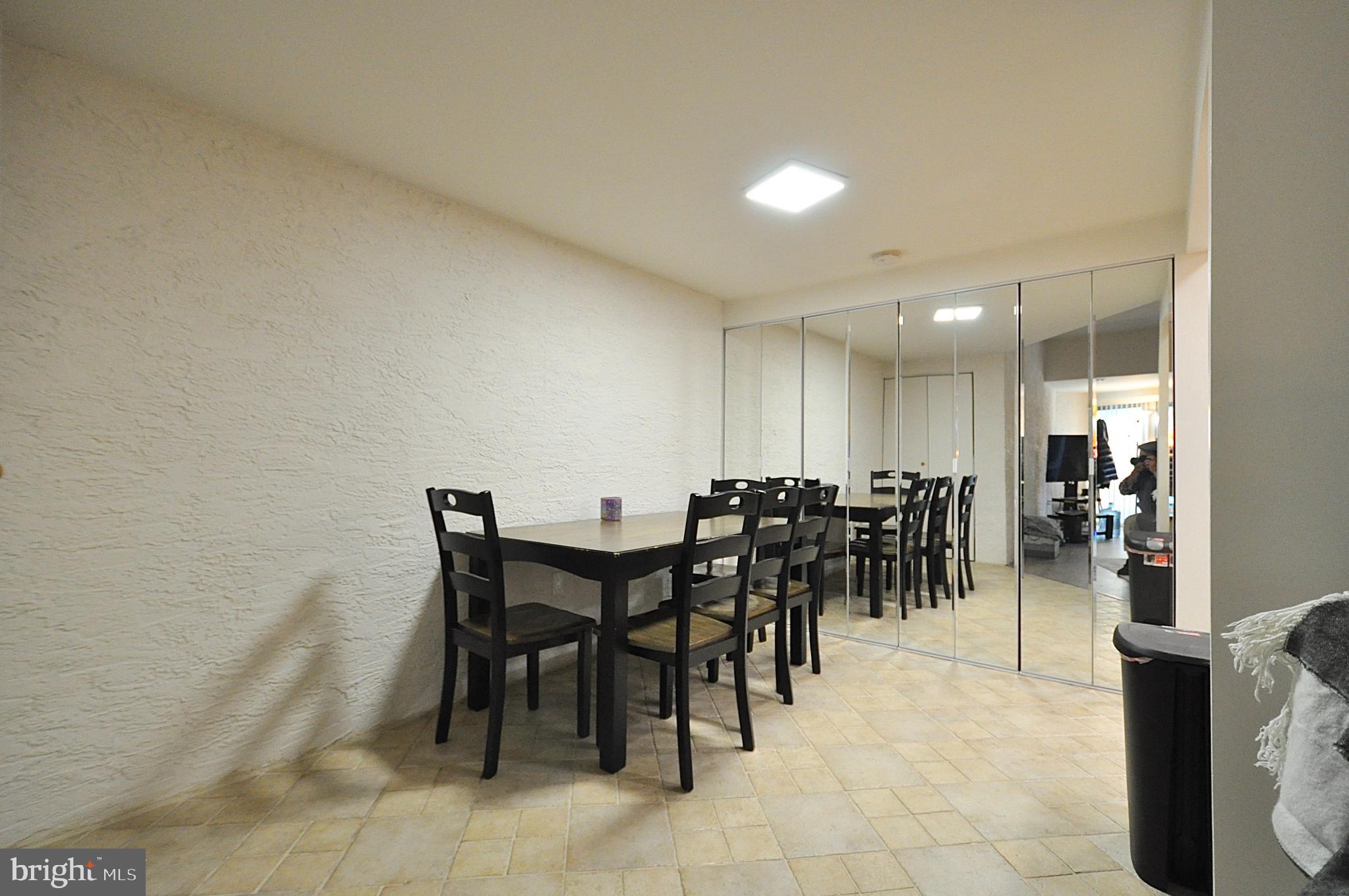 805 STRATFORD DRIVE DRIVE 12