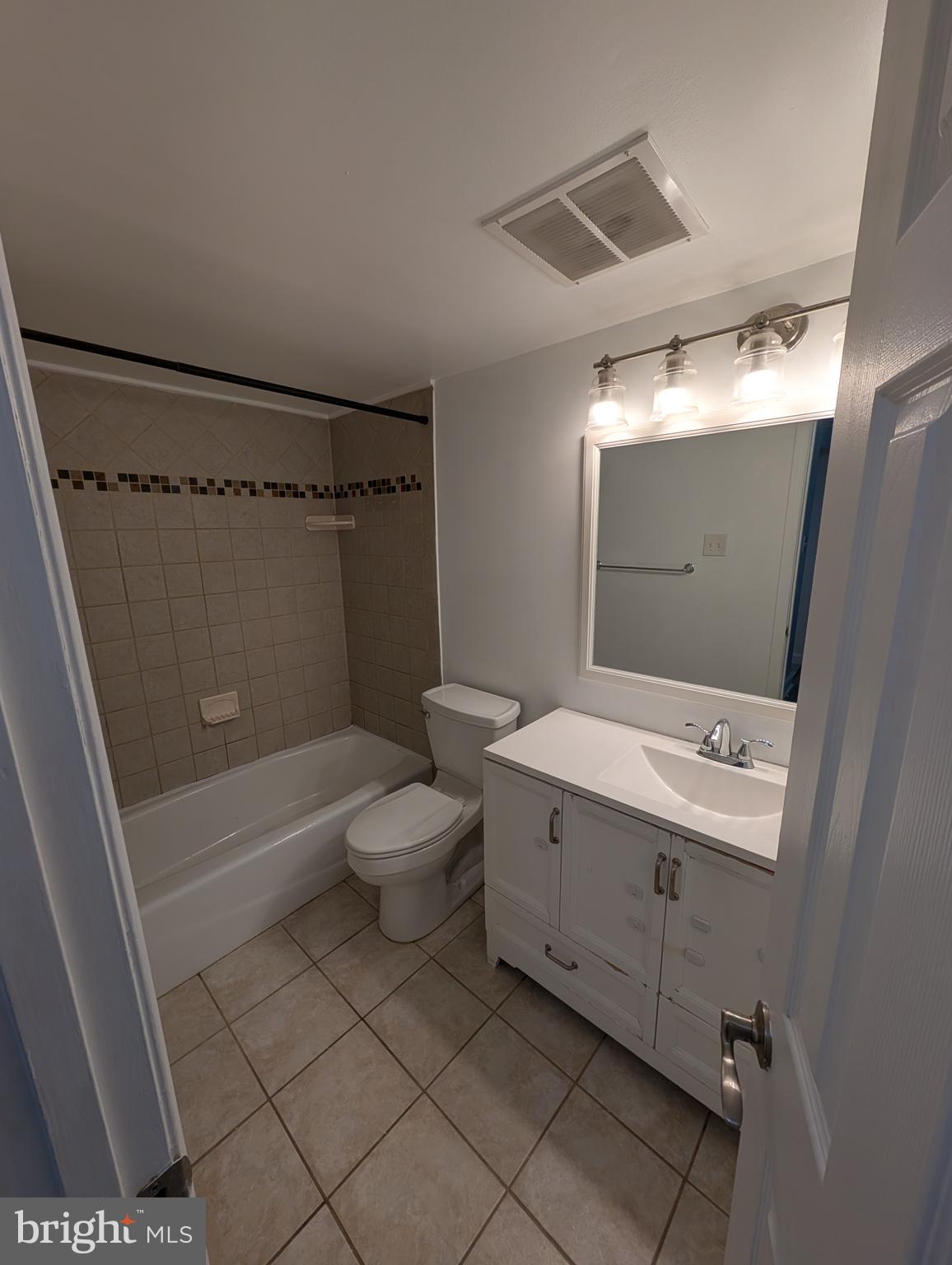 MARYLAND FARMS - Residential Lease