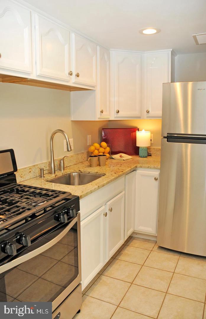 MARYLAND FARMS - Residential Lease