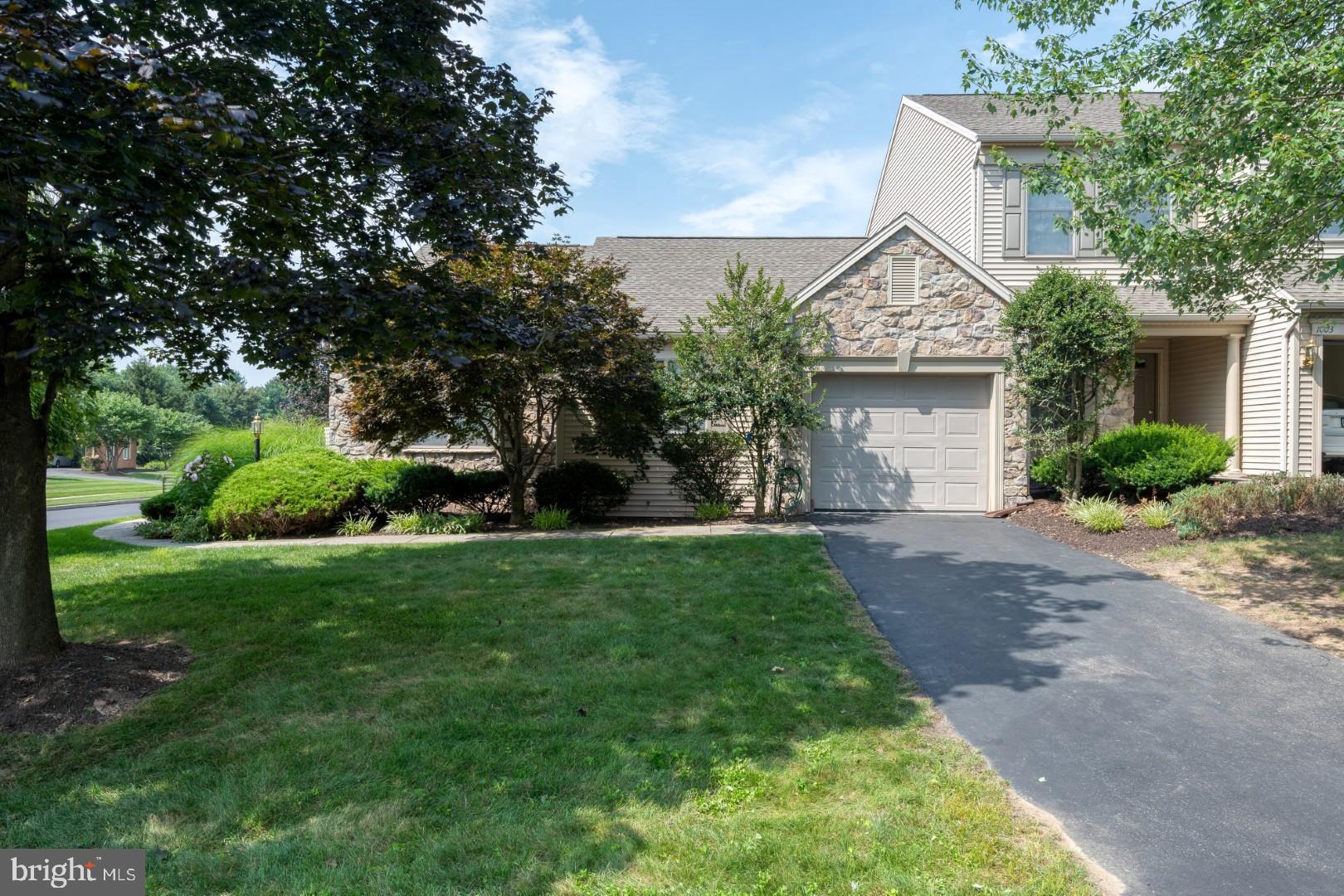 1001 SAINT ANDREWS COURT