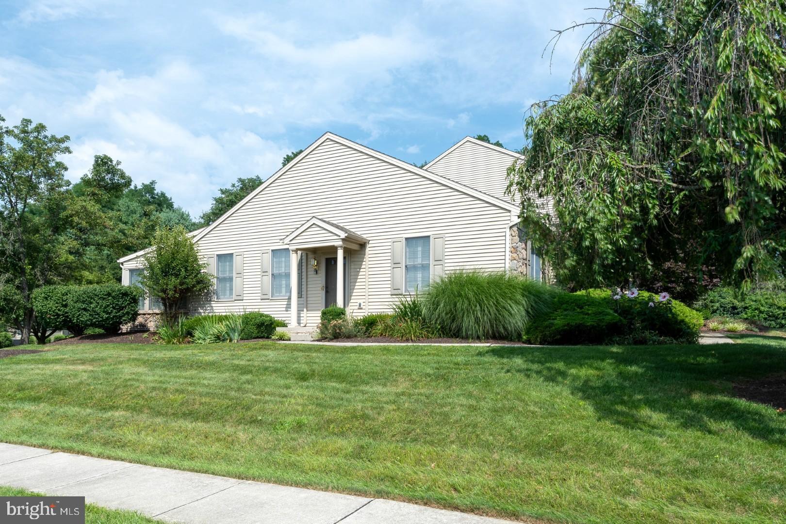 1001 SAINT ANDREWS COURT
