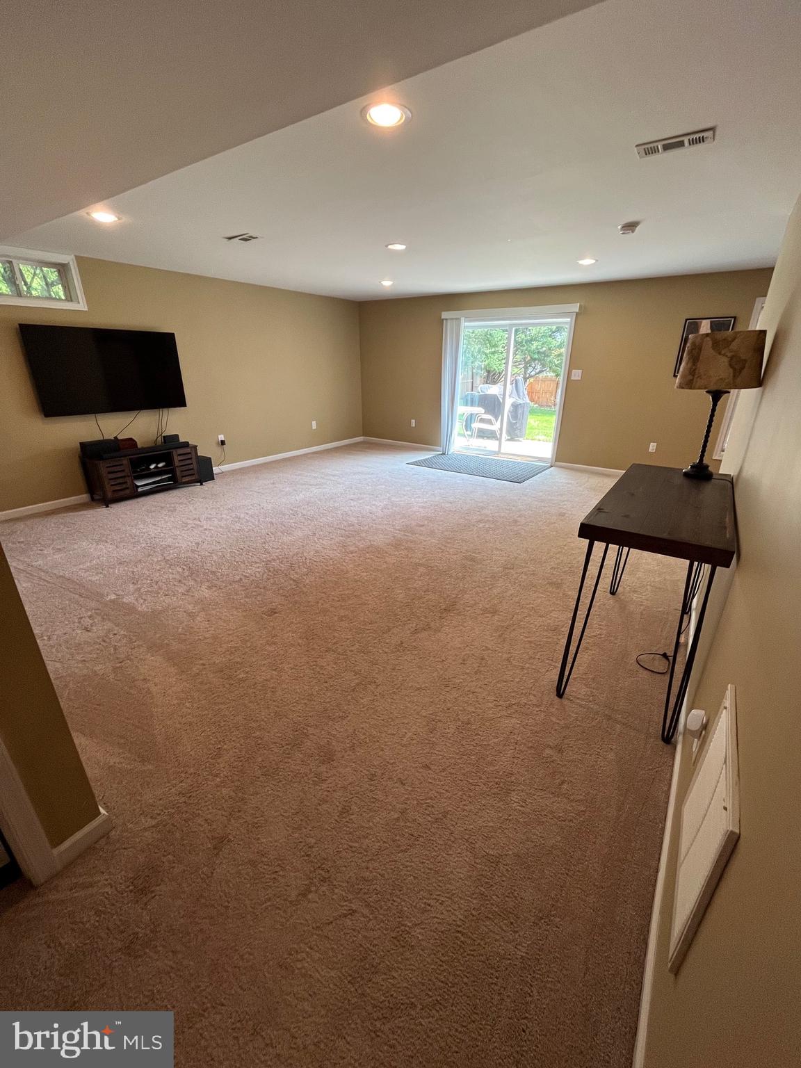 APPLE GROVE - Residential Lease