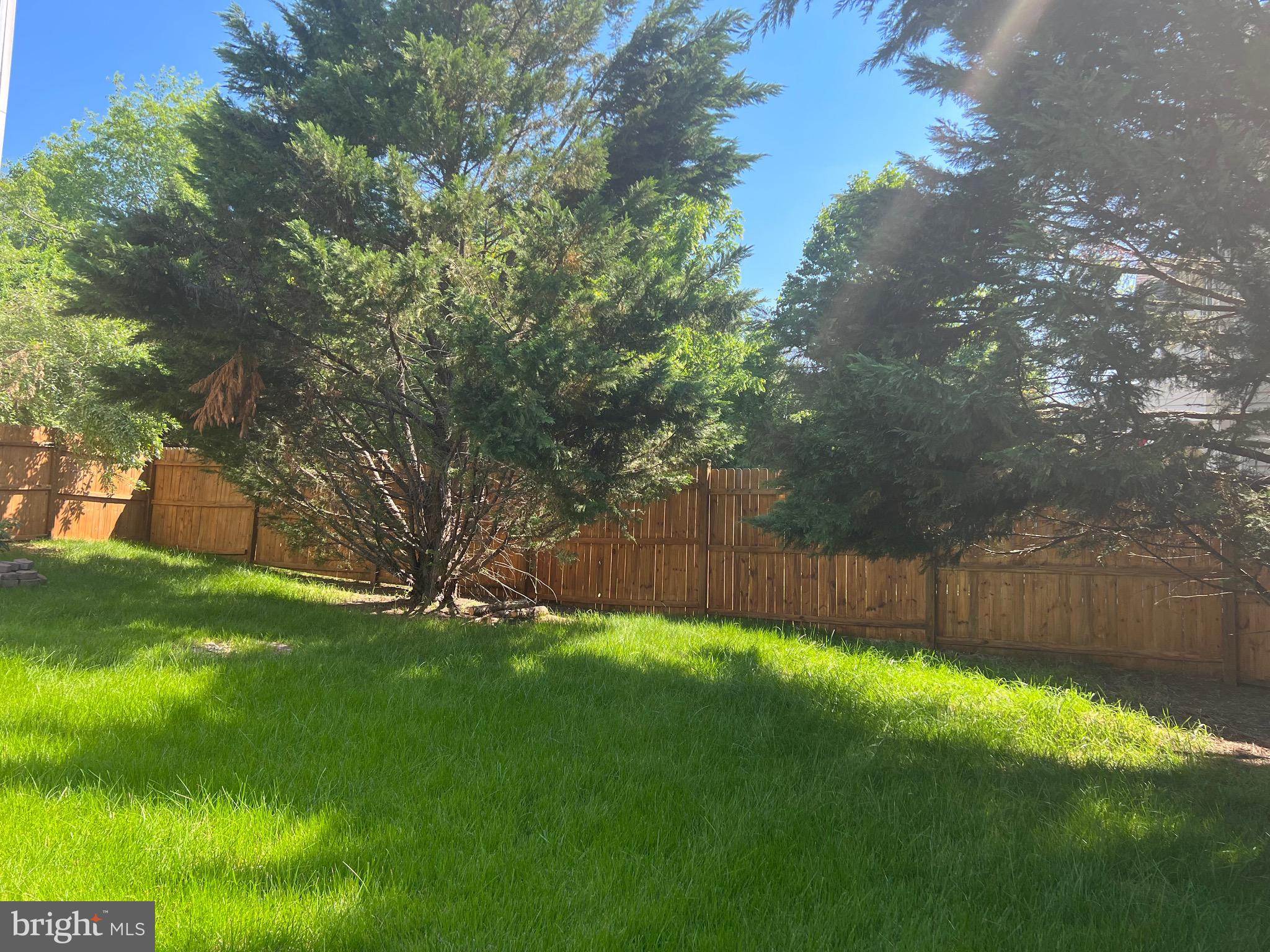 APPLE GROVE - Residential Lease