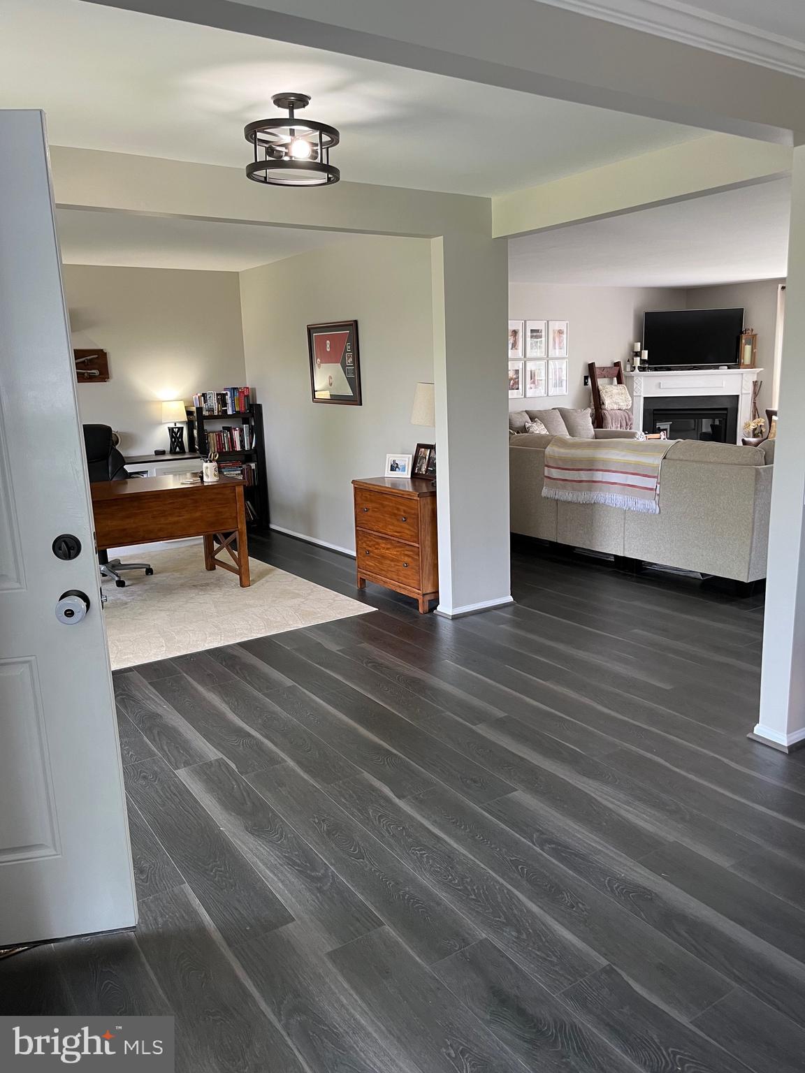 APPLE GROVE - Residential Lease