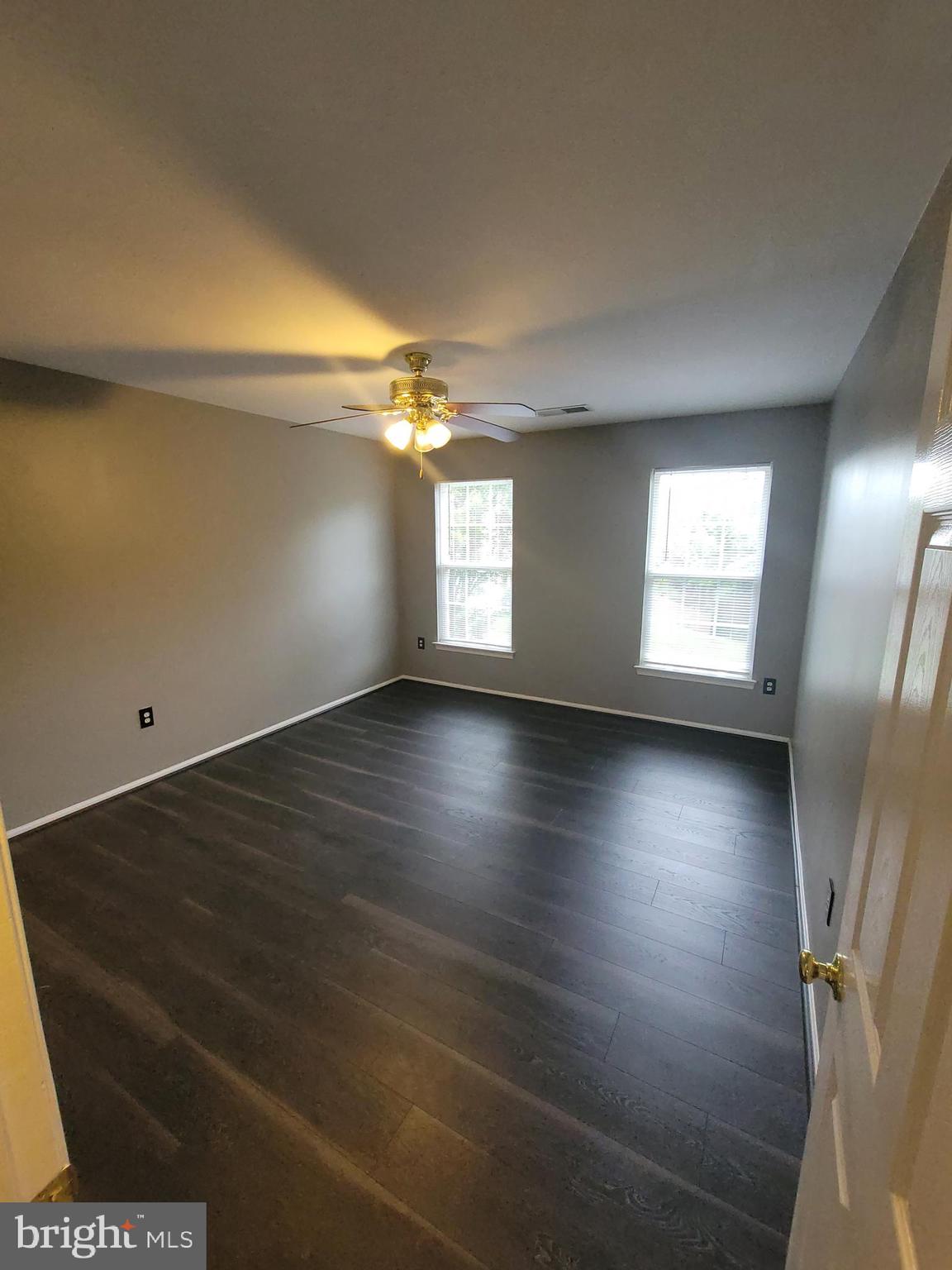 APPLE GROVE - Residential Lease