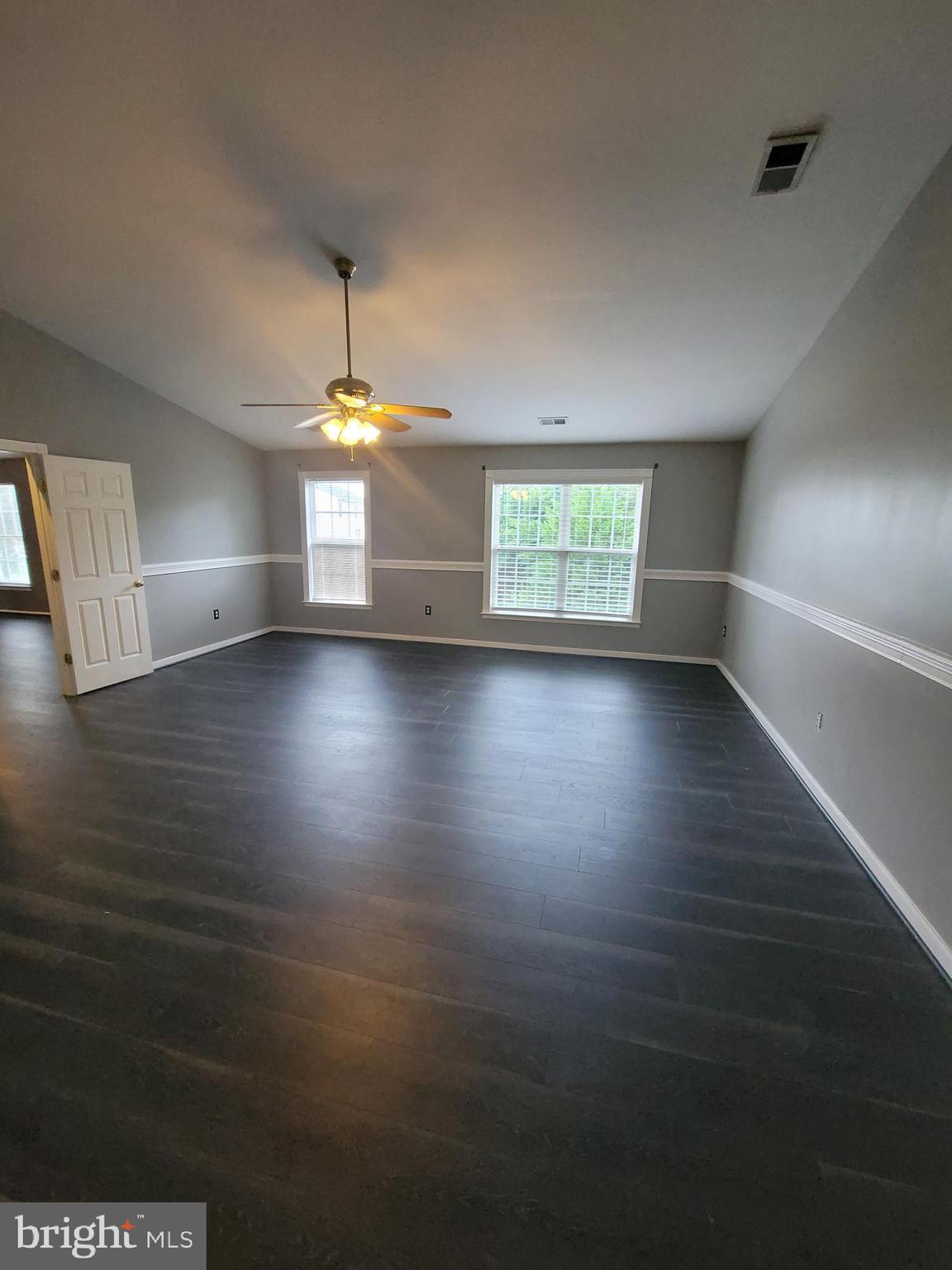 APPLE GROVE - Residential Lease