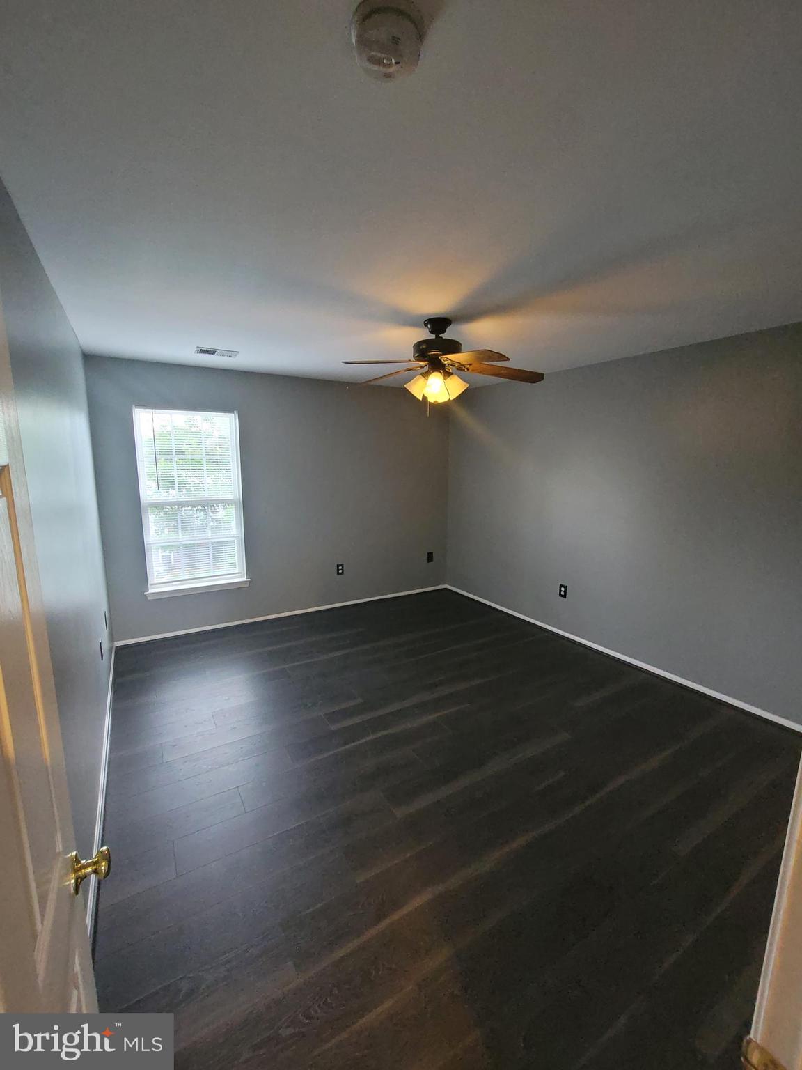 APPLE GROVE - Residential Lease