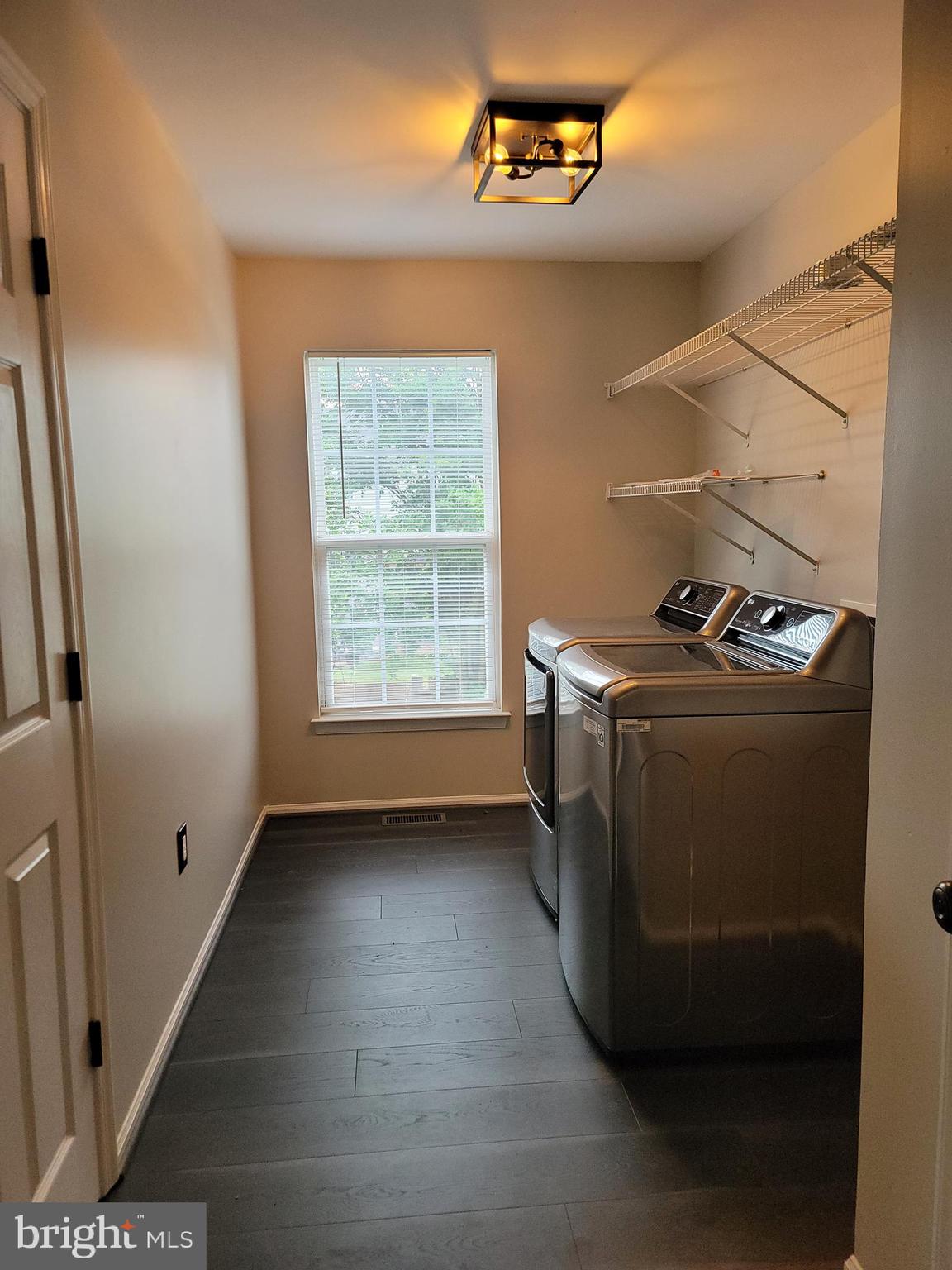 APPLE GROVE - Residential Lease