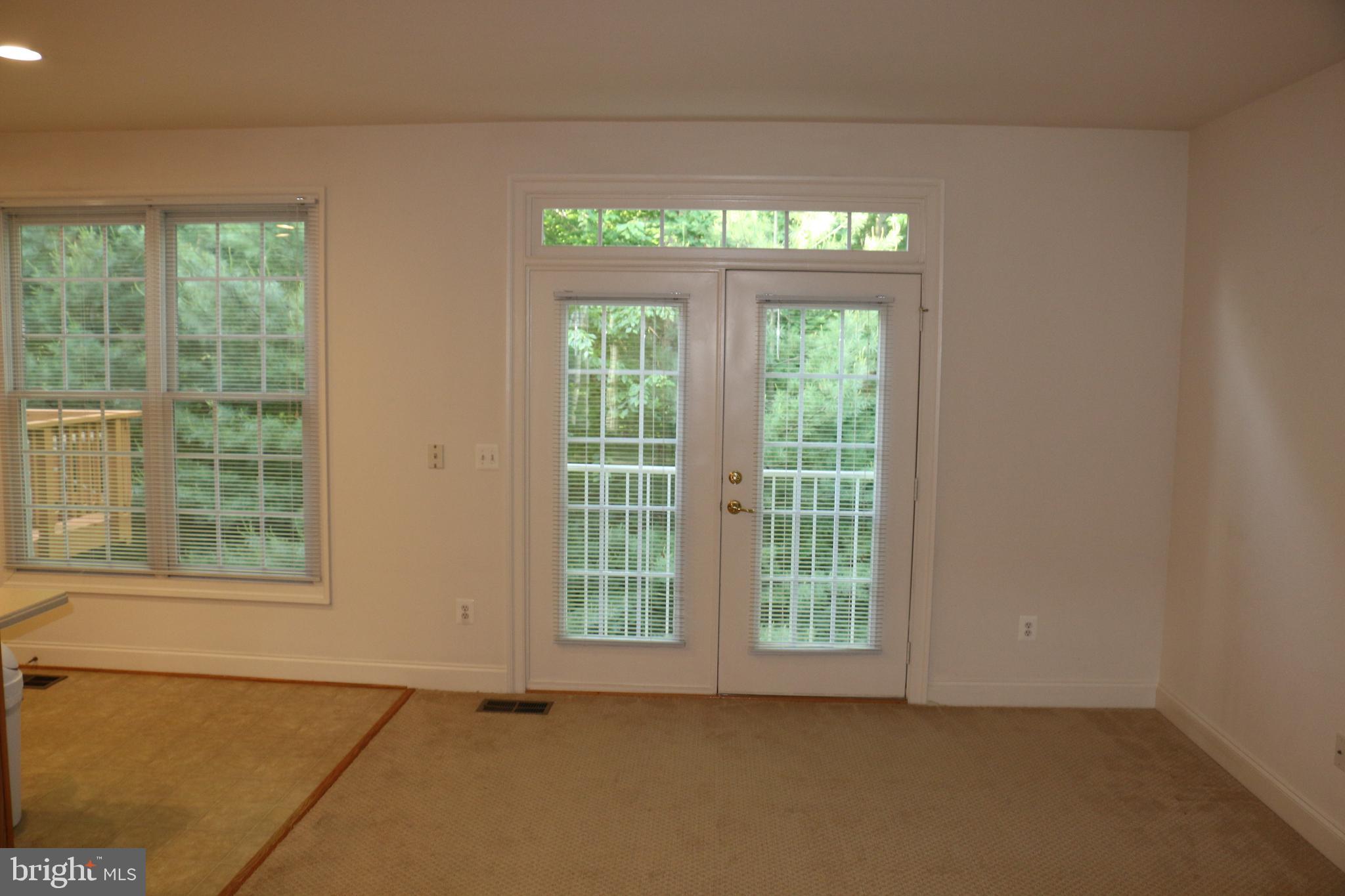 LORTON VALLEY NORTH - Residential Lease