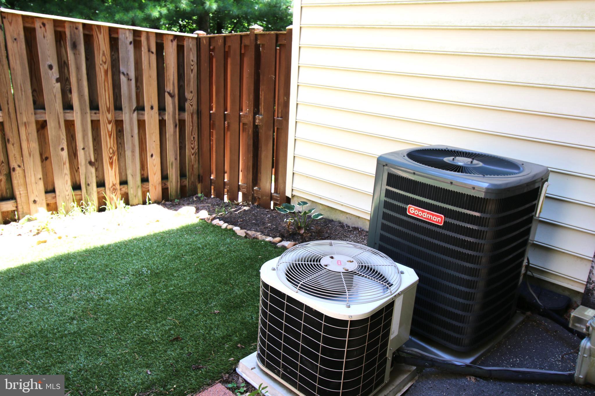 LORTON VALLEY NORTH - Residential Lease