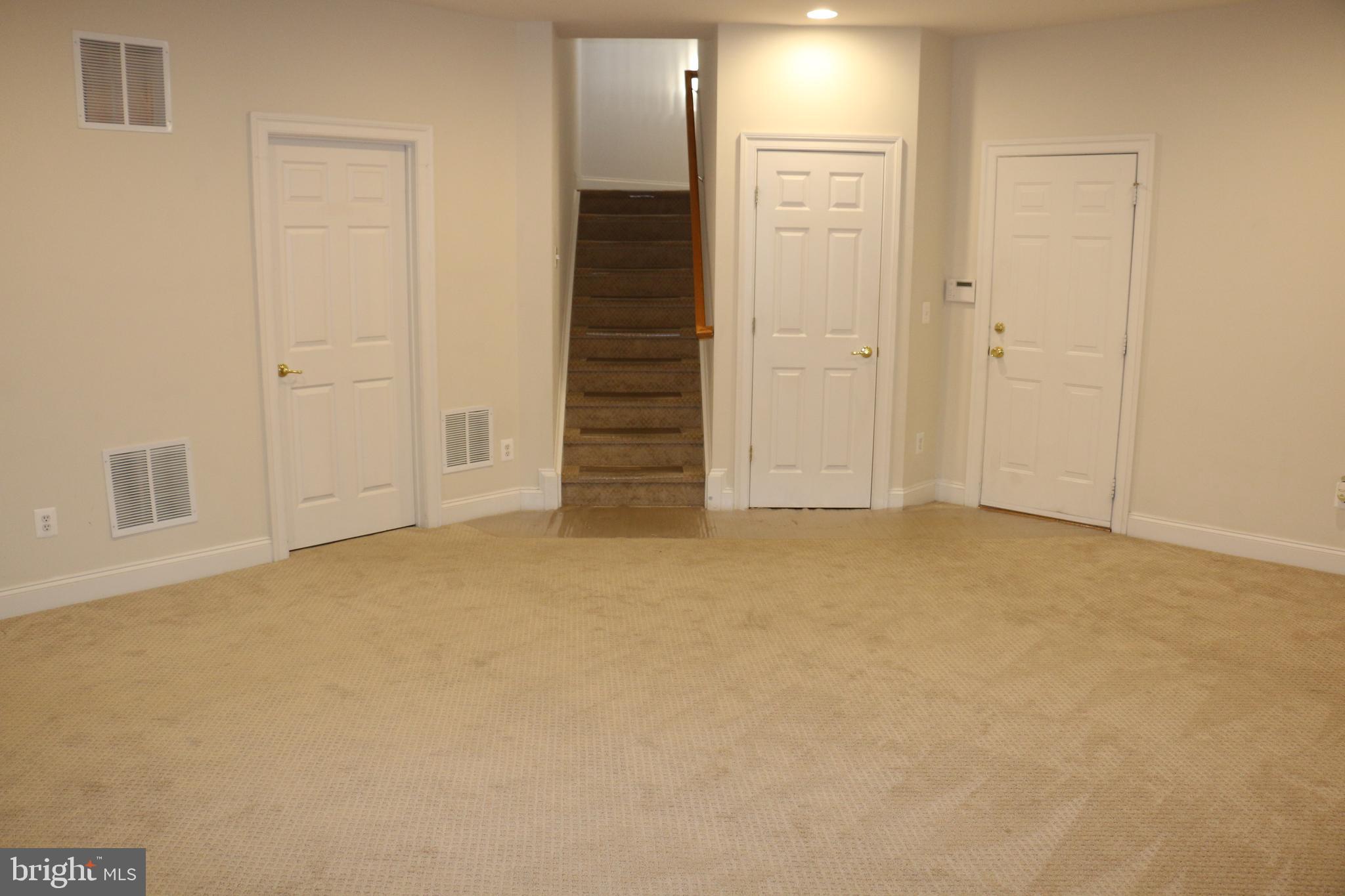 LORTON VALLEY NORTH - Residential Lease