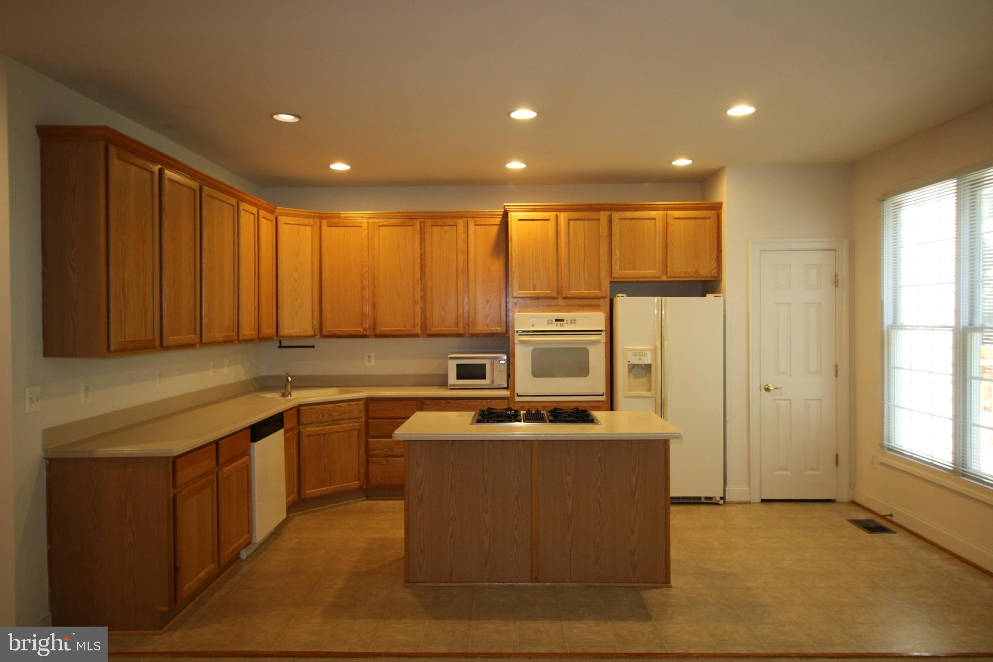 LORTON VALLEY NORTH - Residential Lease