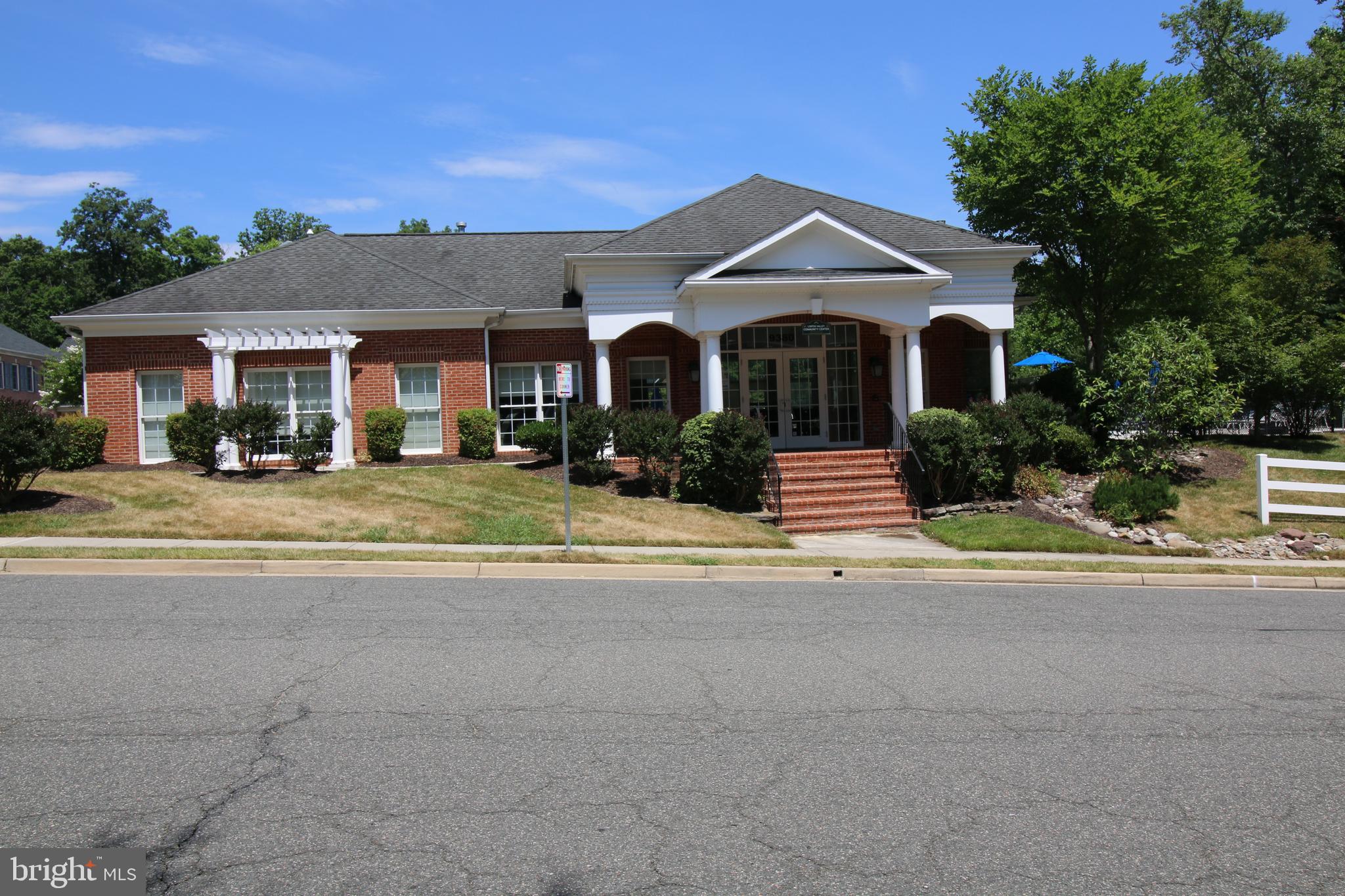 LORTON VALLEY NORTH - Residential Lease