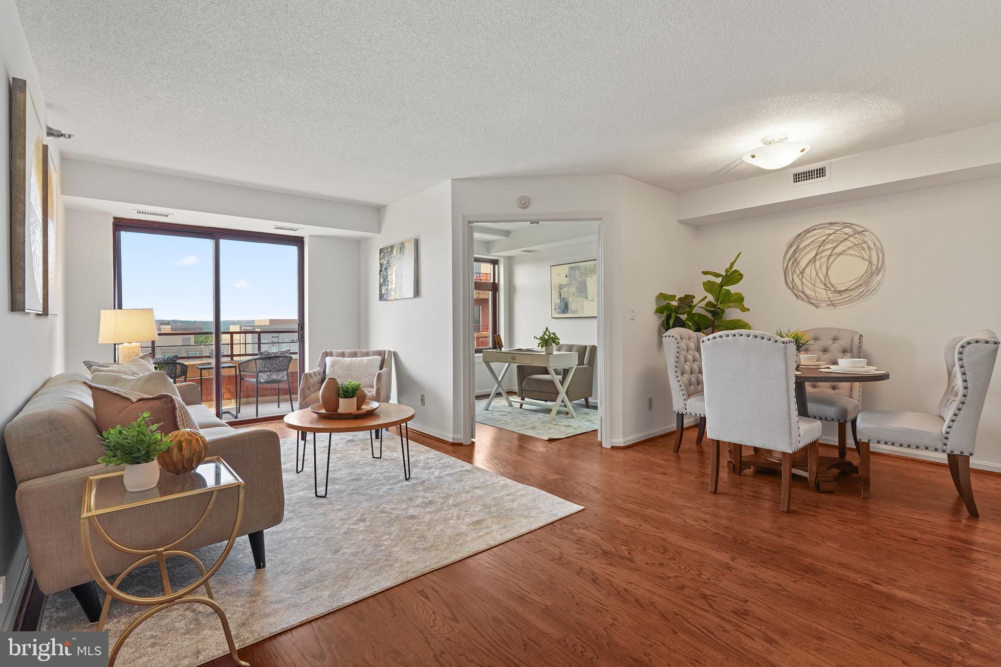 2400 CLARENDON BOULEVARD 1015