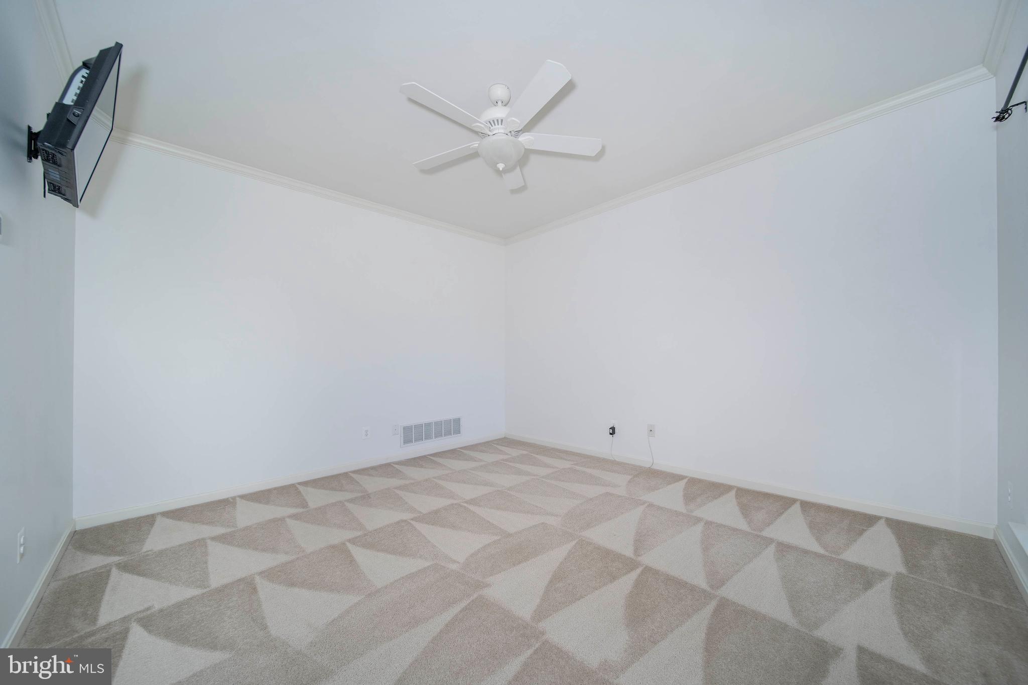 RHODES MOUNTAIN ESTATES - Residential