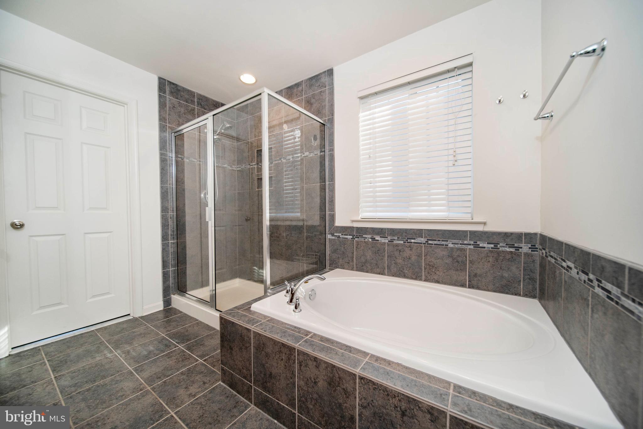 RHODES MOUNTAIN ESTATES - Residential