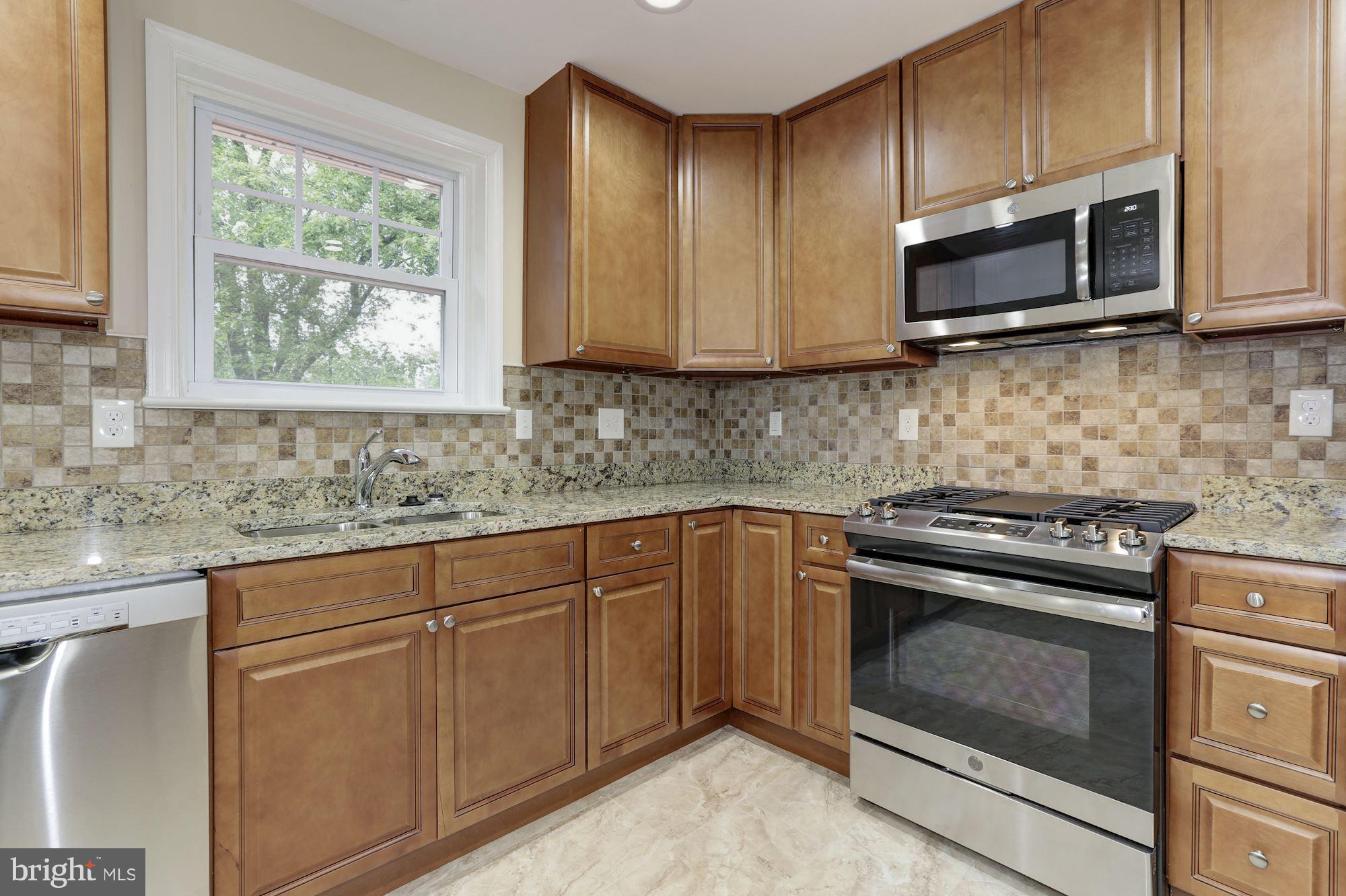 WOODBERRY FOREST - Residential