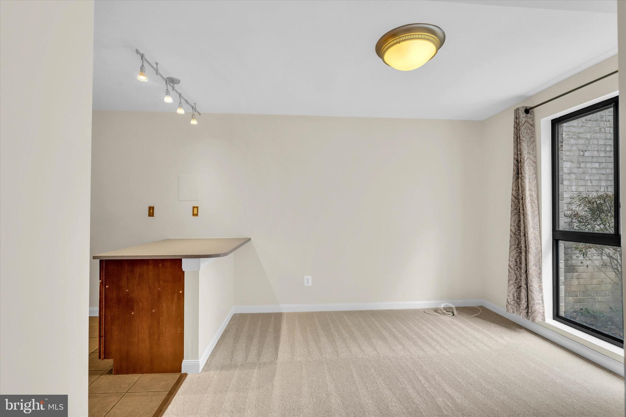 SOUTHGATE - Residential