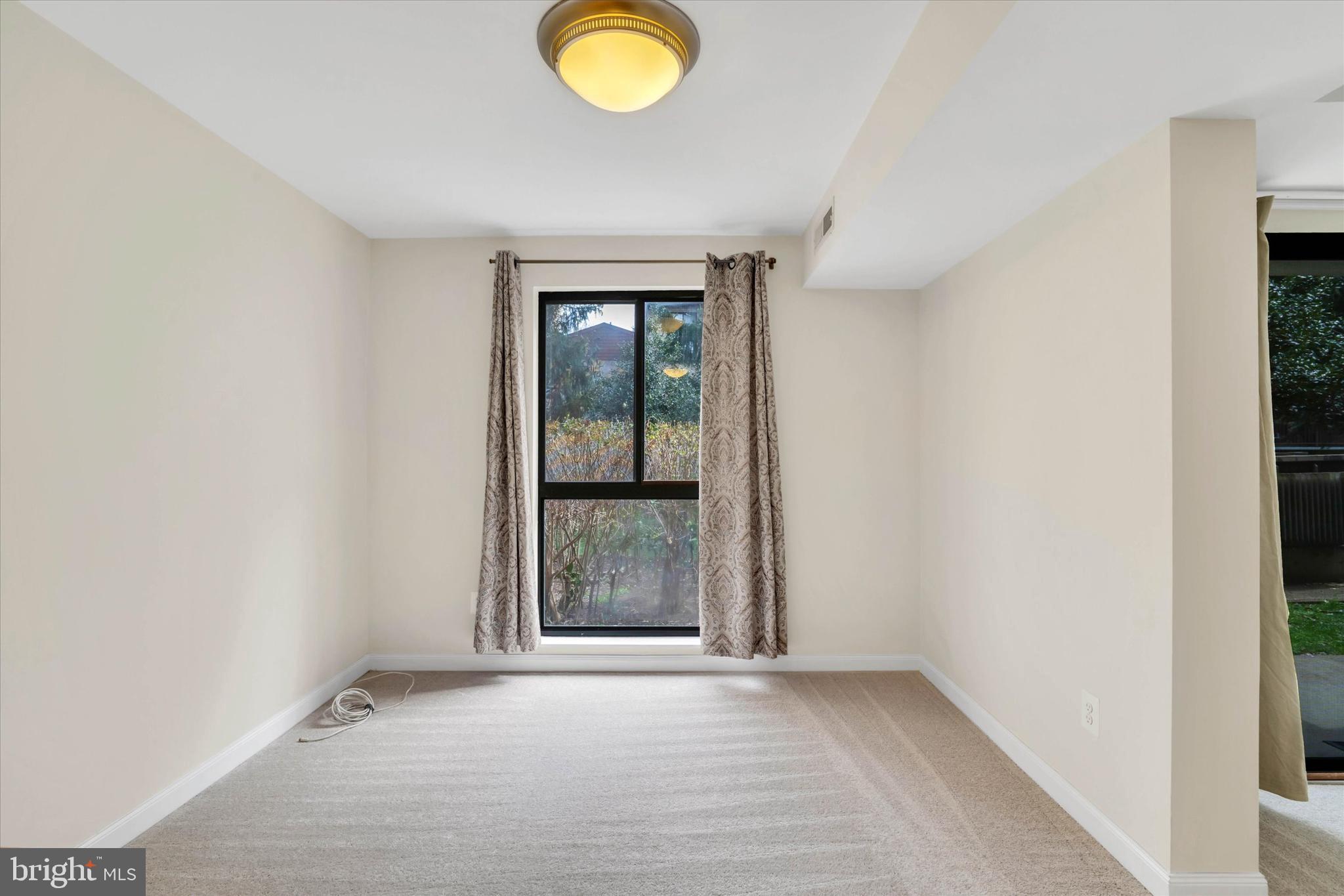 SOUTHGATE - Residential