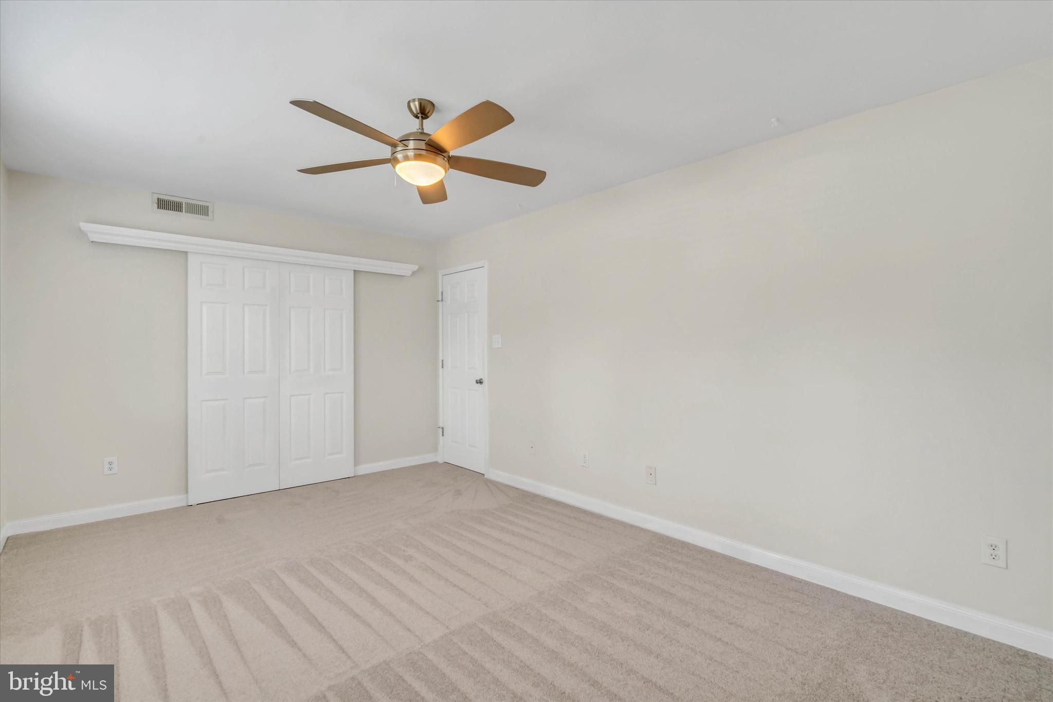 SOUTHGATE - Residential