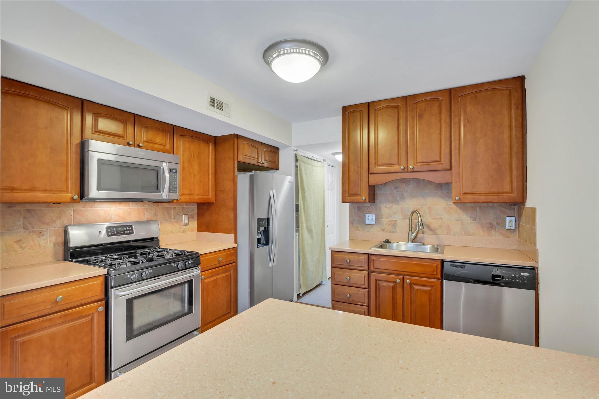 SOUTHGATE - Residential