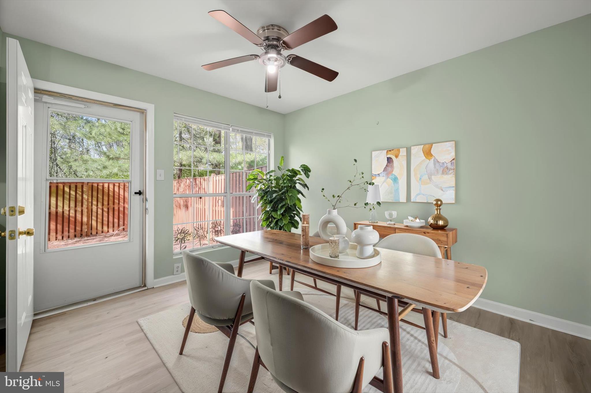 SENECA PARK - Residential