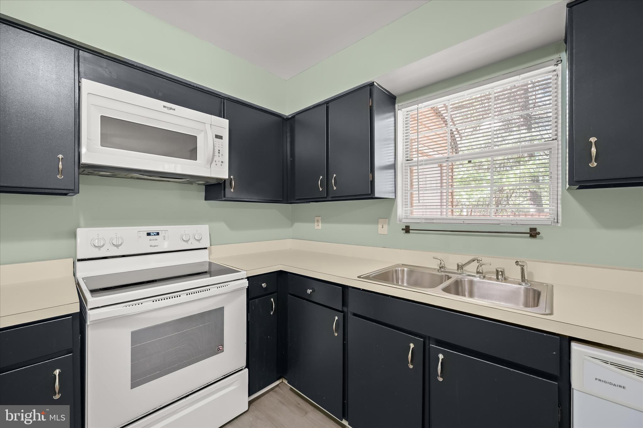 SENECA PARK - Residential