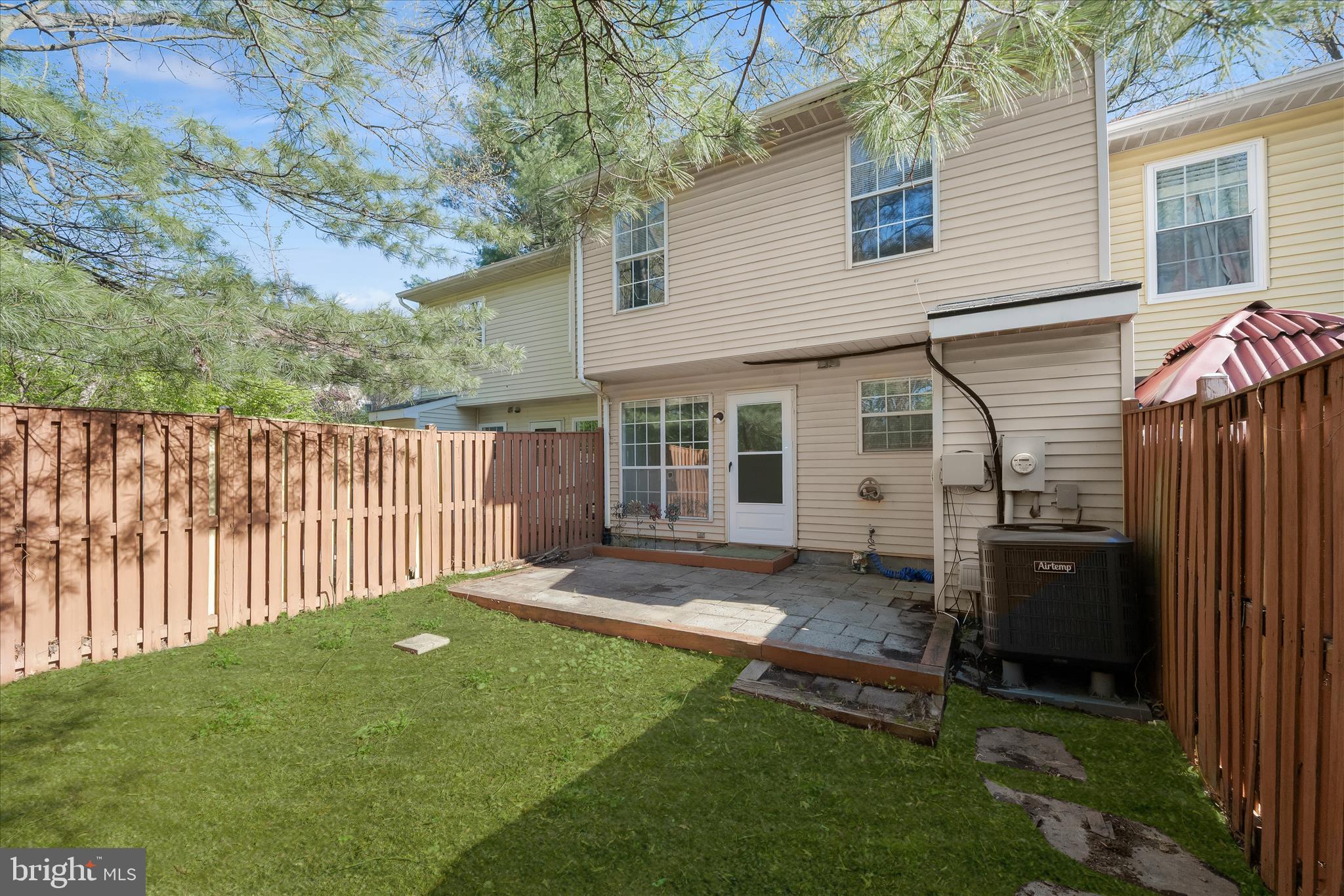 SENECA PARK - Residential