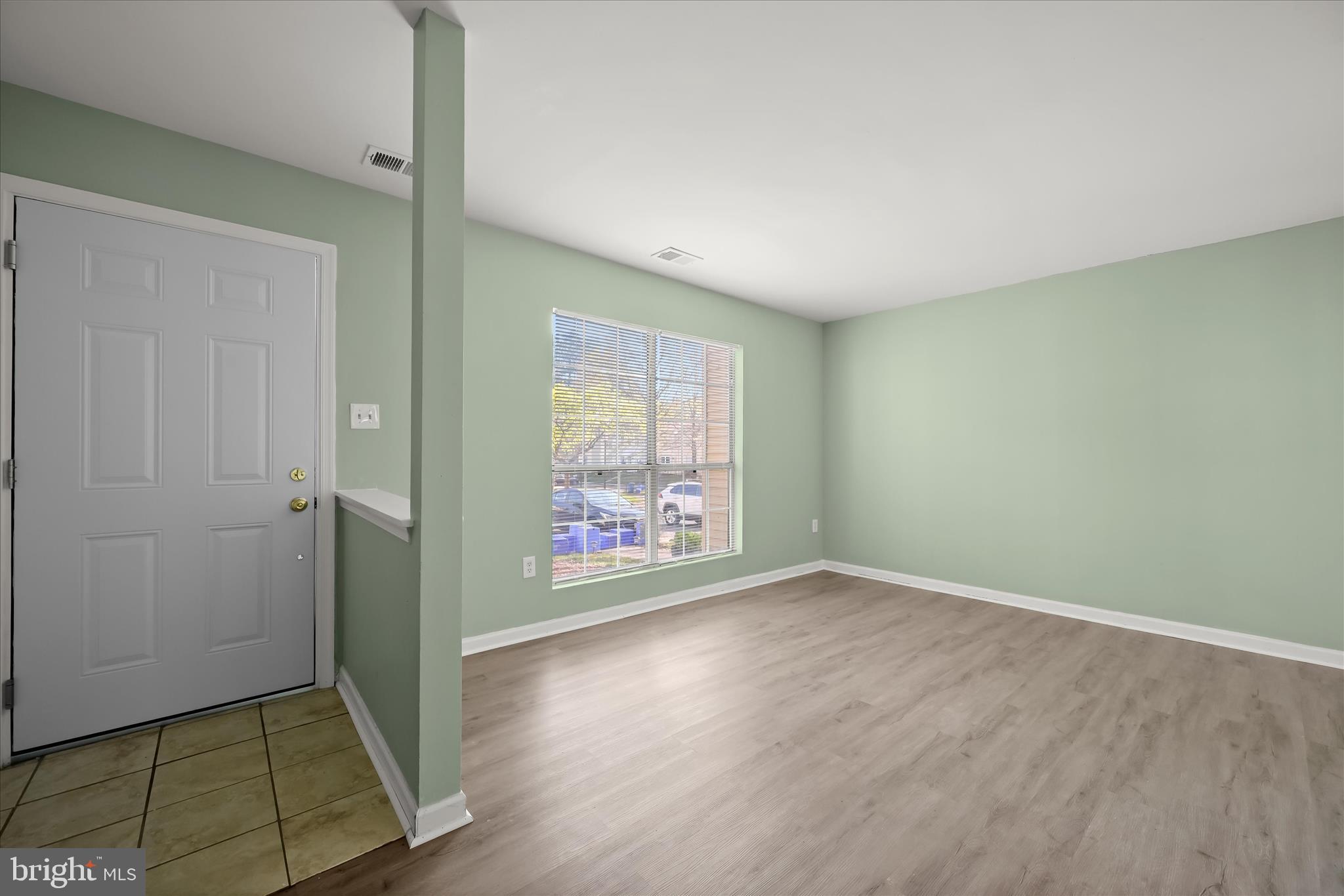 SENECA PARK - Residential