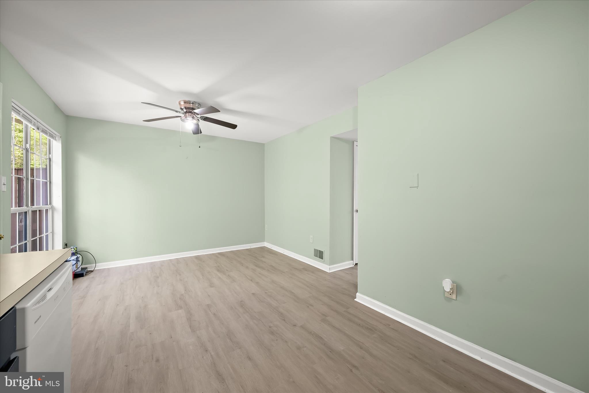 SENECA PARK - Residential