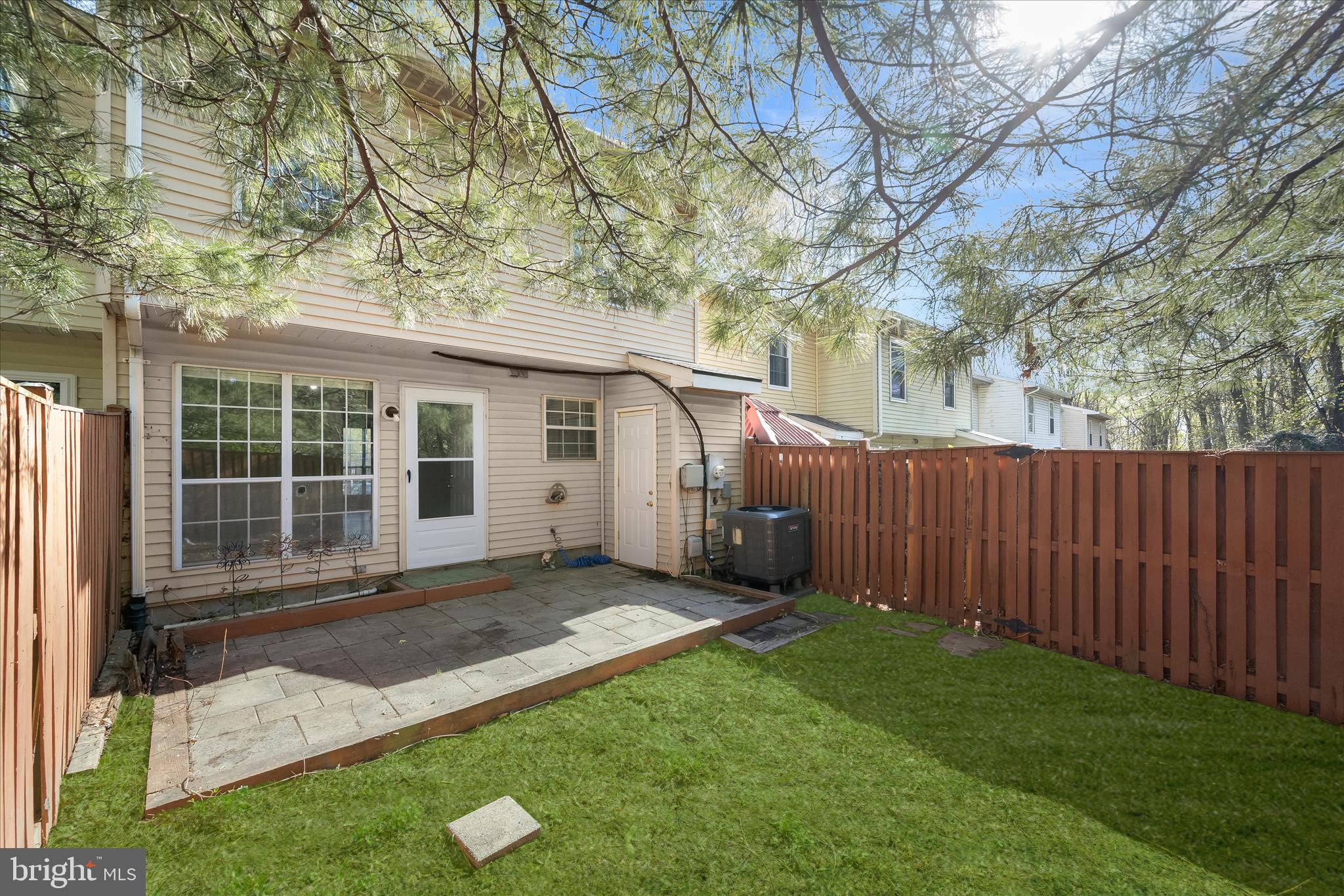 SENECA PARK - Residential