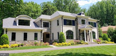 LANGLEY FOREST - Residential