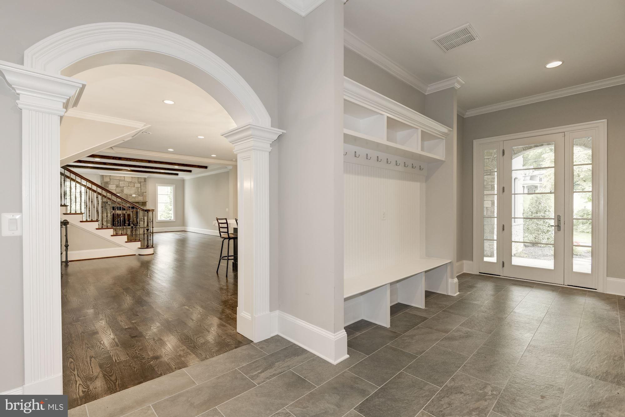 LANGLEY FOREST - Residential