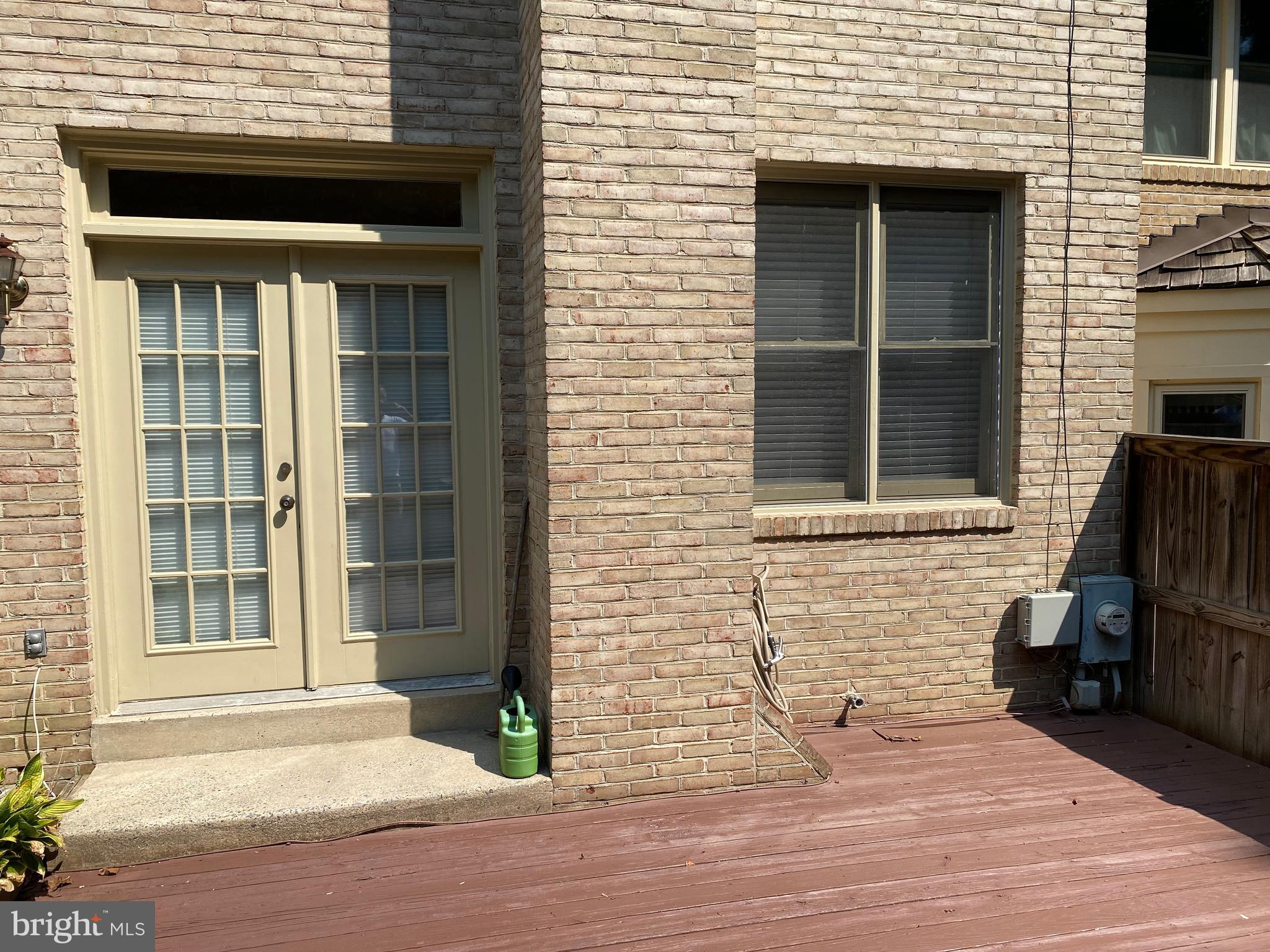 MANOR VILLAGE - Residential Lease