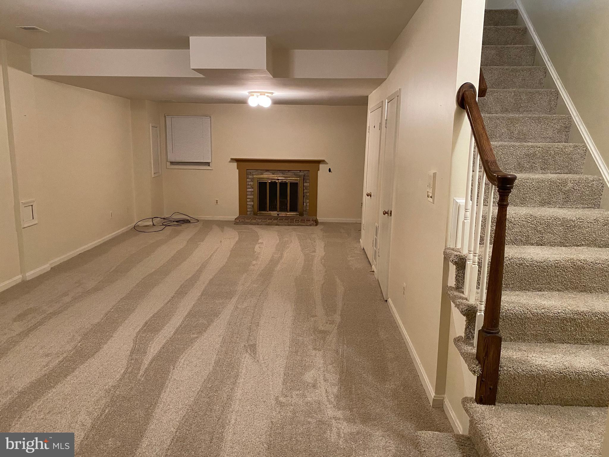 MANOR VILLAGE - Residential Lease