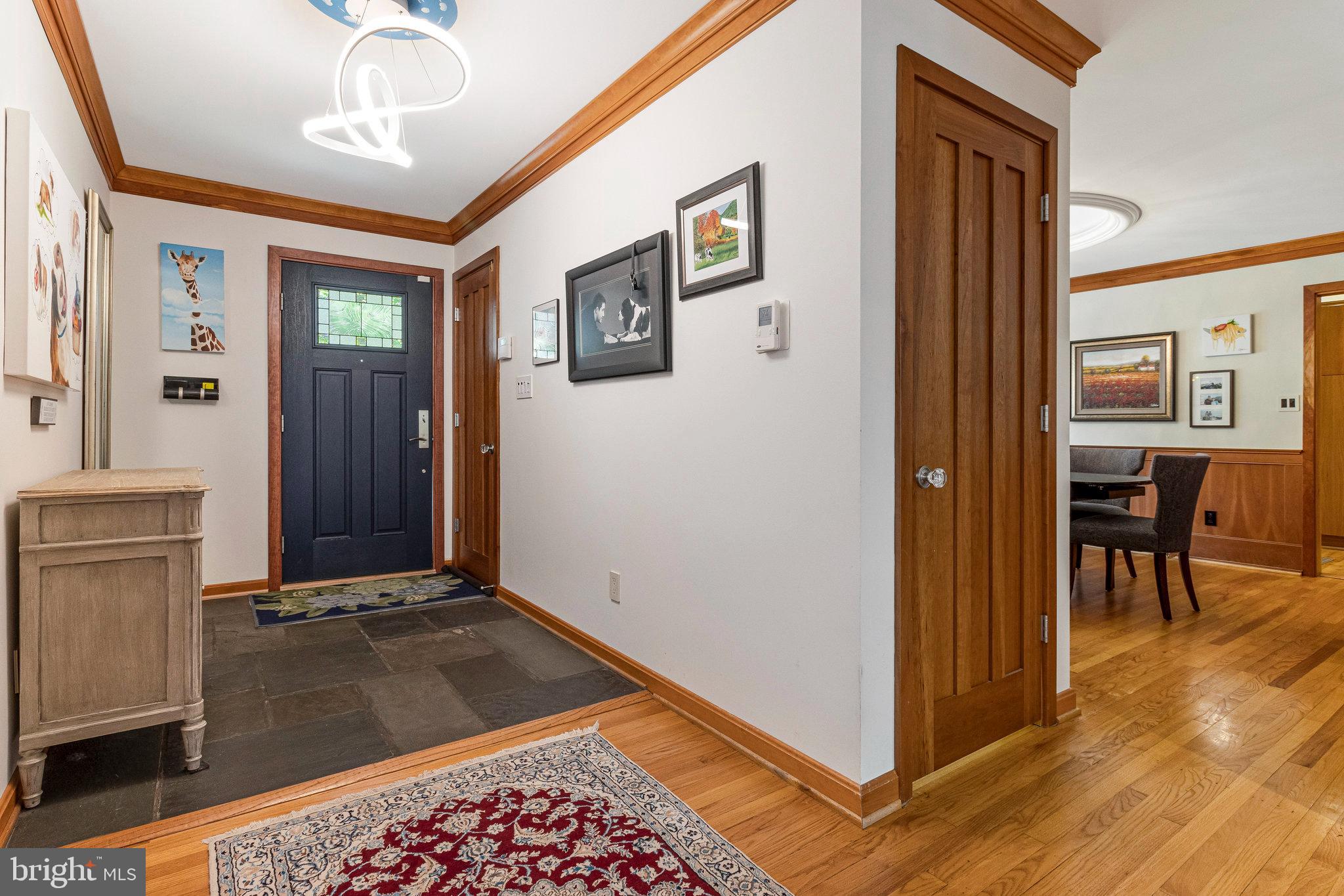 GOLF CLUB MANOR - Residential