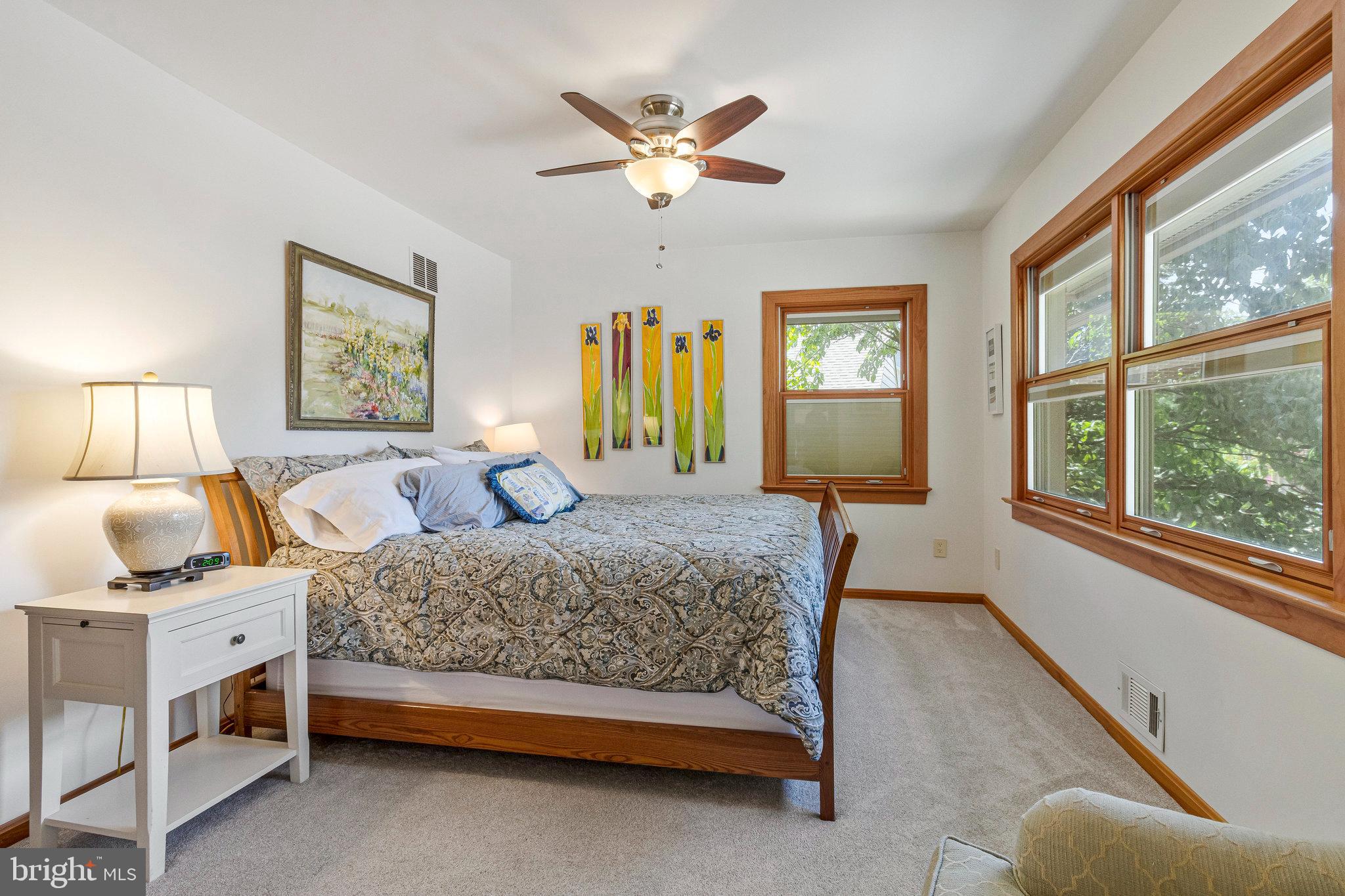 GOLF CLUB MANOR - Residential