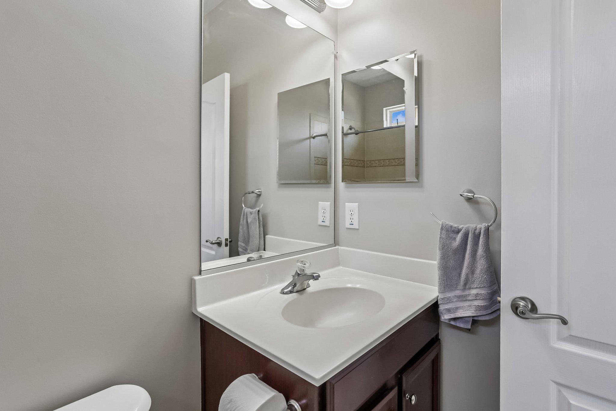 LANSDOWNE TOWN CENTER - Residential