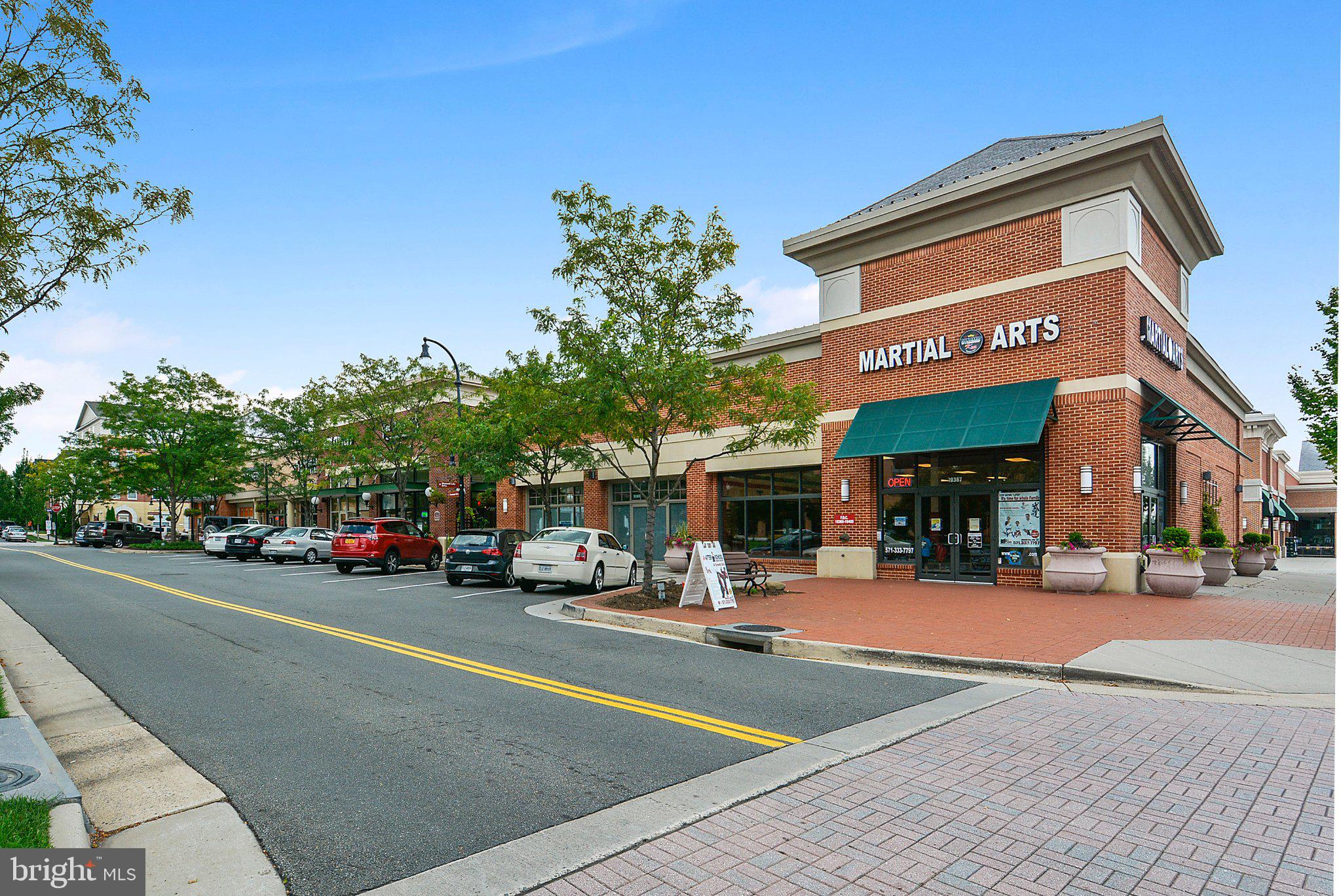 LANSDOWNE TOWN CENTER - Residential